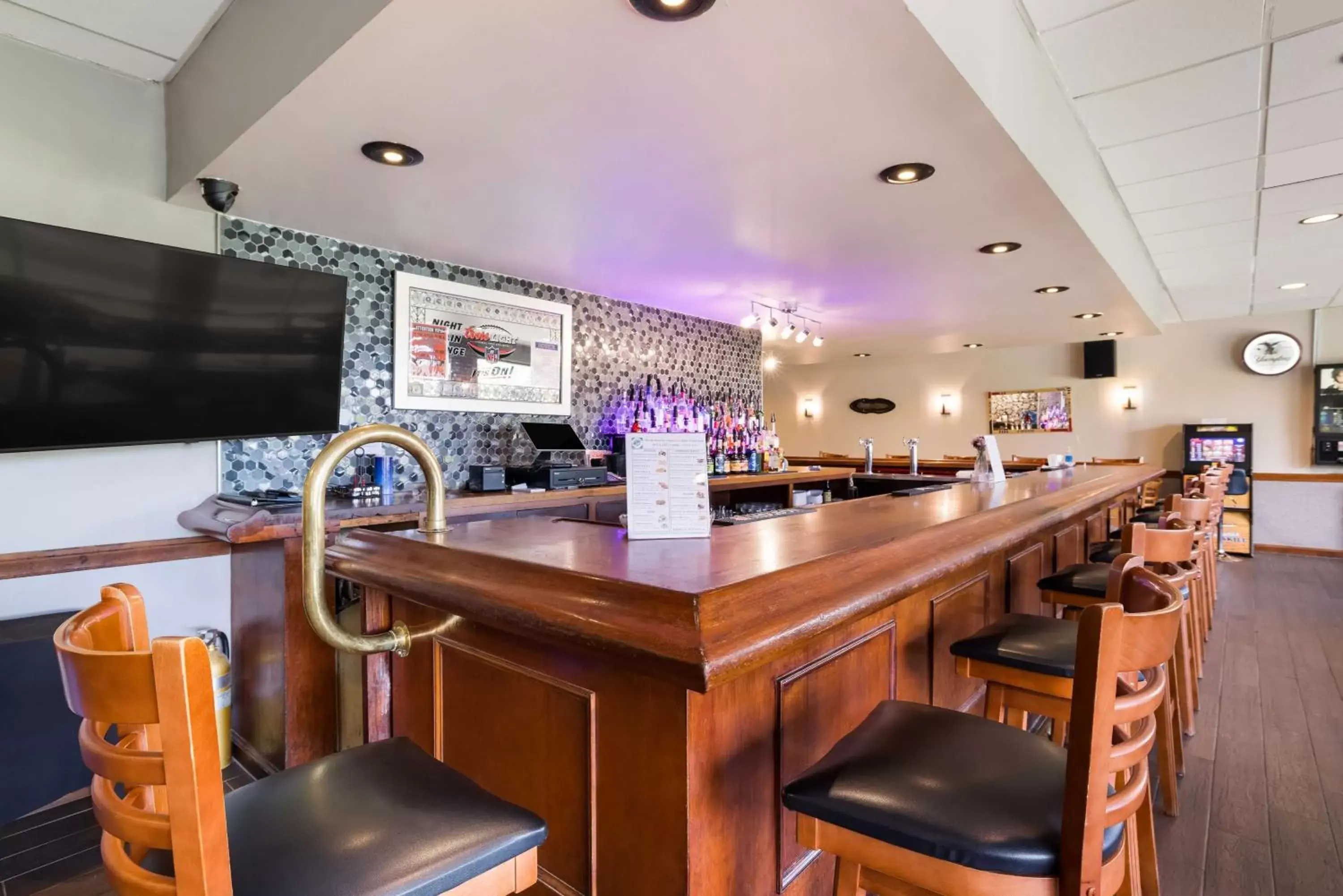 Lounge or bar, Lounge/Bar in Best Western Grand Victorian Inn