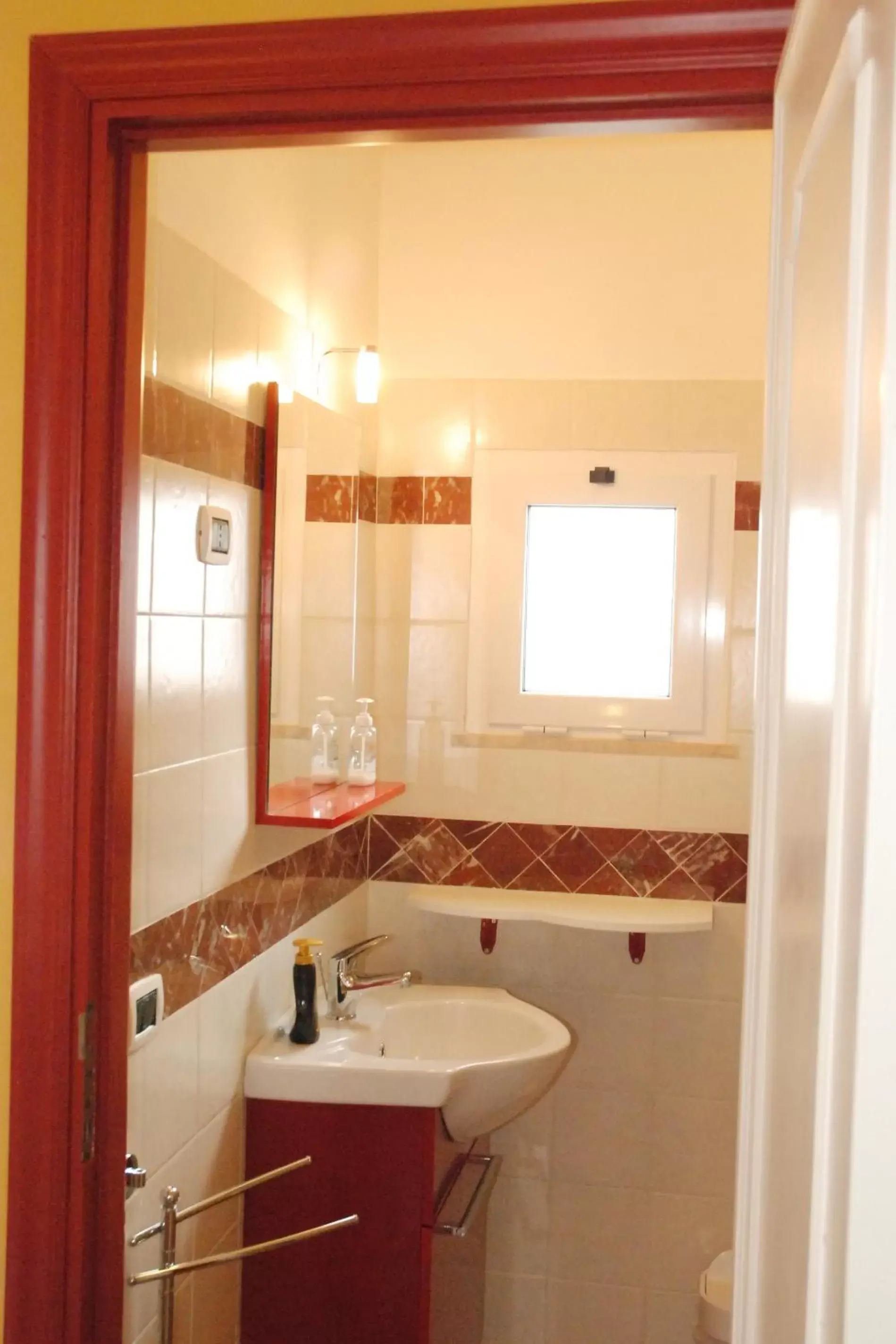 Shower, Bathroom in La Ripa Bed and Breakfast