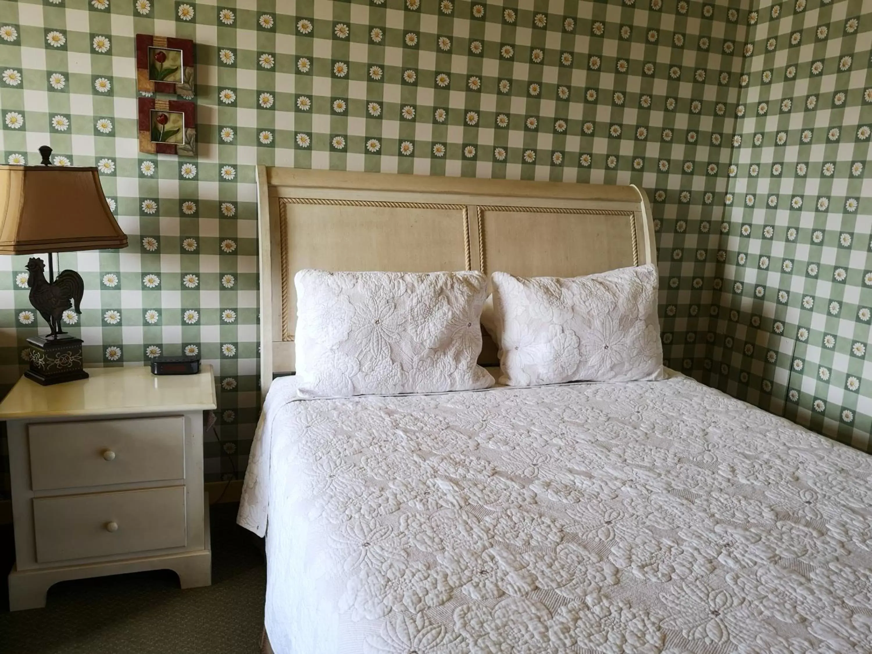 Bed in Hotellerie Jardins de Ville Bed in Hotellerie Jardins de Ville