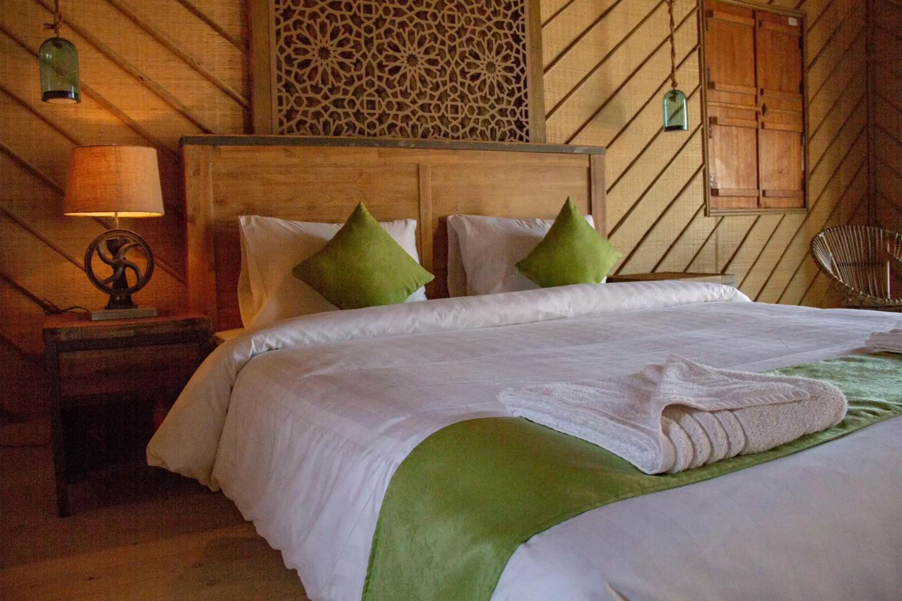 Bedroom, Bed in SAMA Ras Al Jinz Resort