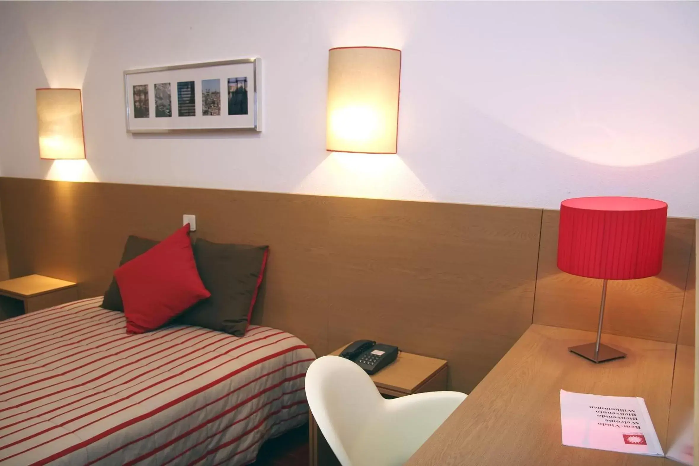 Single Room in Costa do Sol B&B Single Room in Costa do Sol B&B