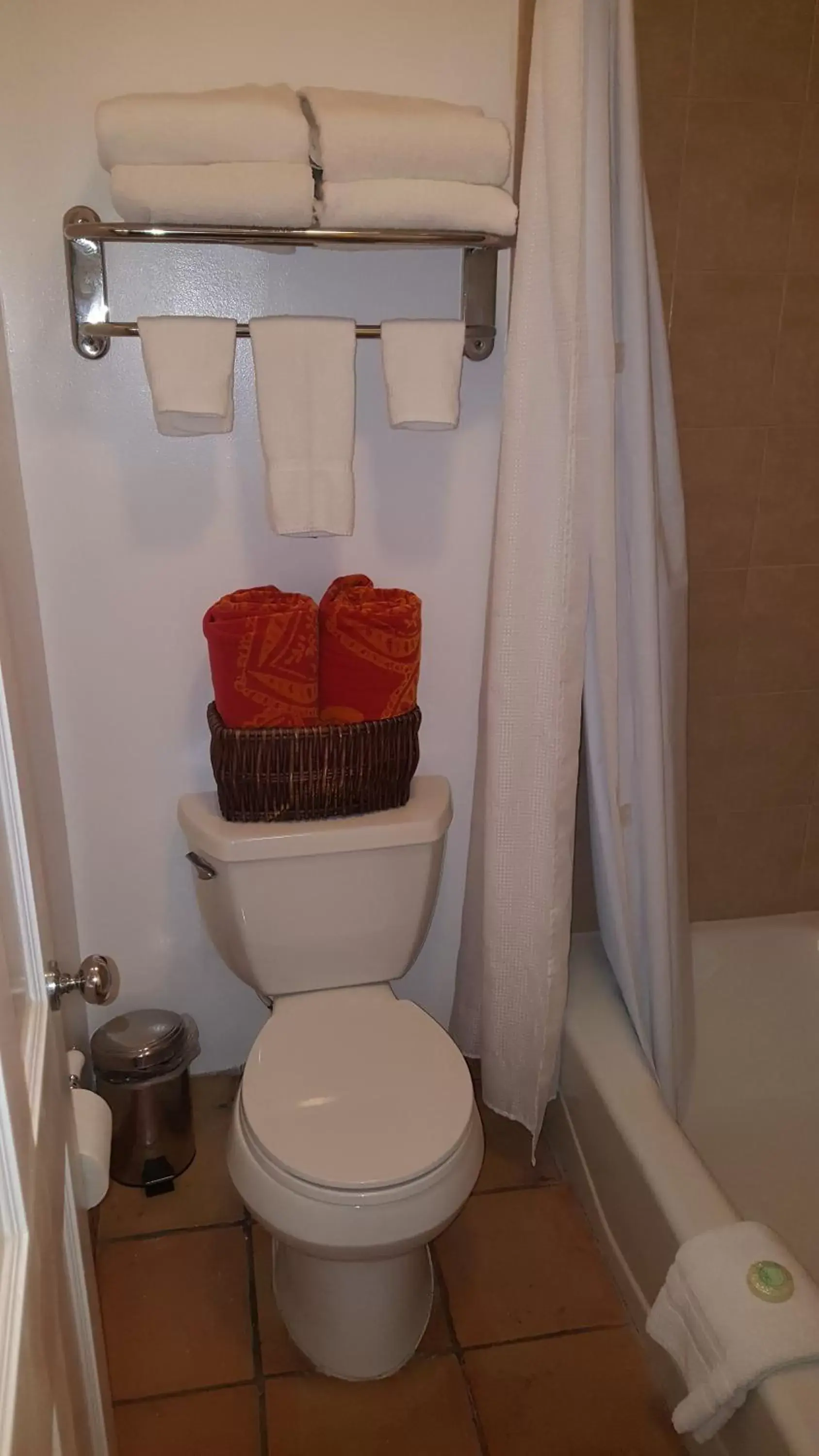 Bathroom in The Caribbean Court Boutique Hotel