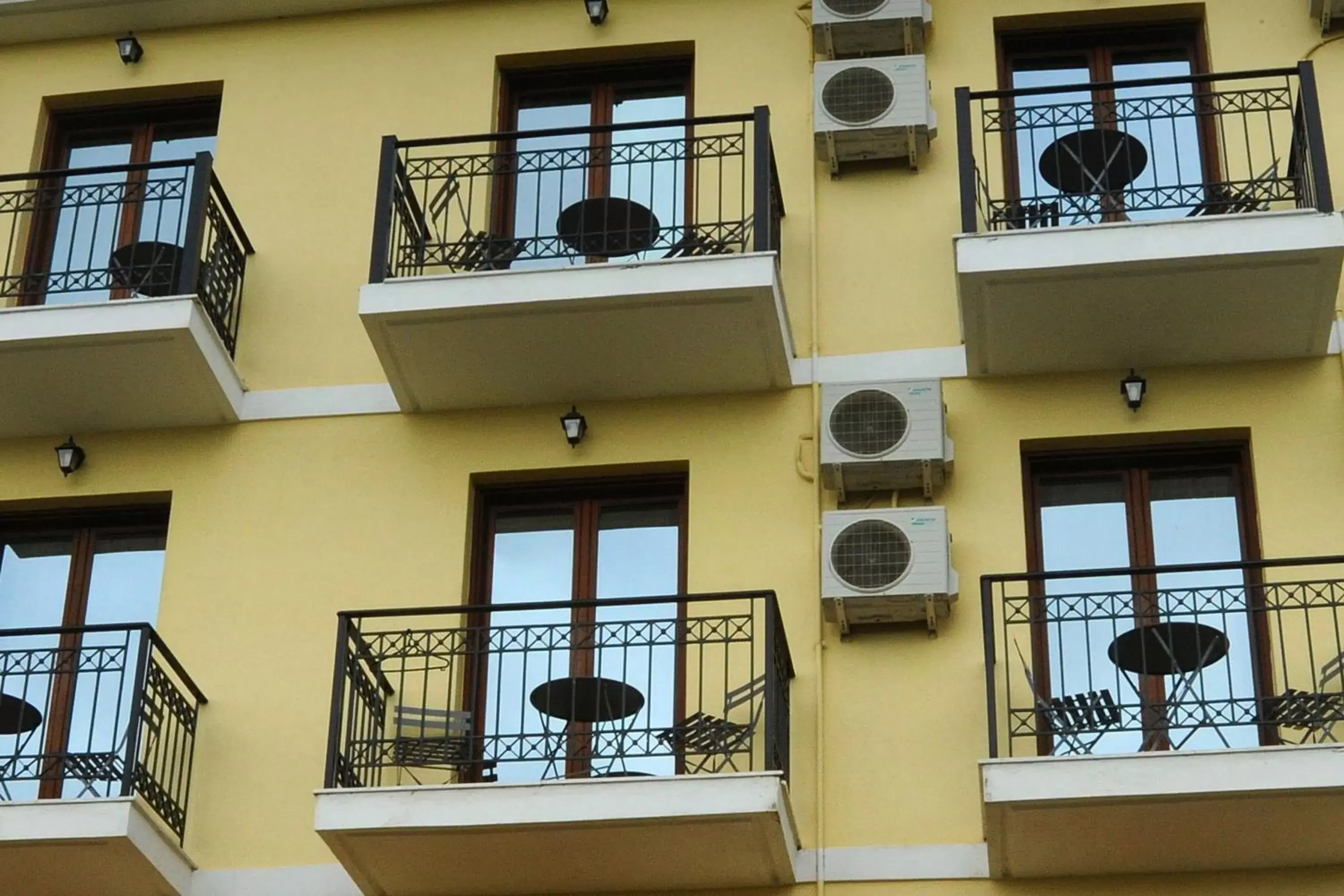Property building, Balcony/Terrace in Castri Hotel