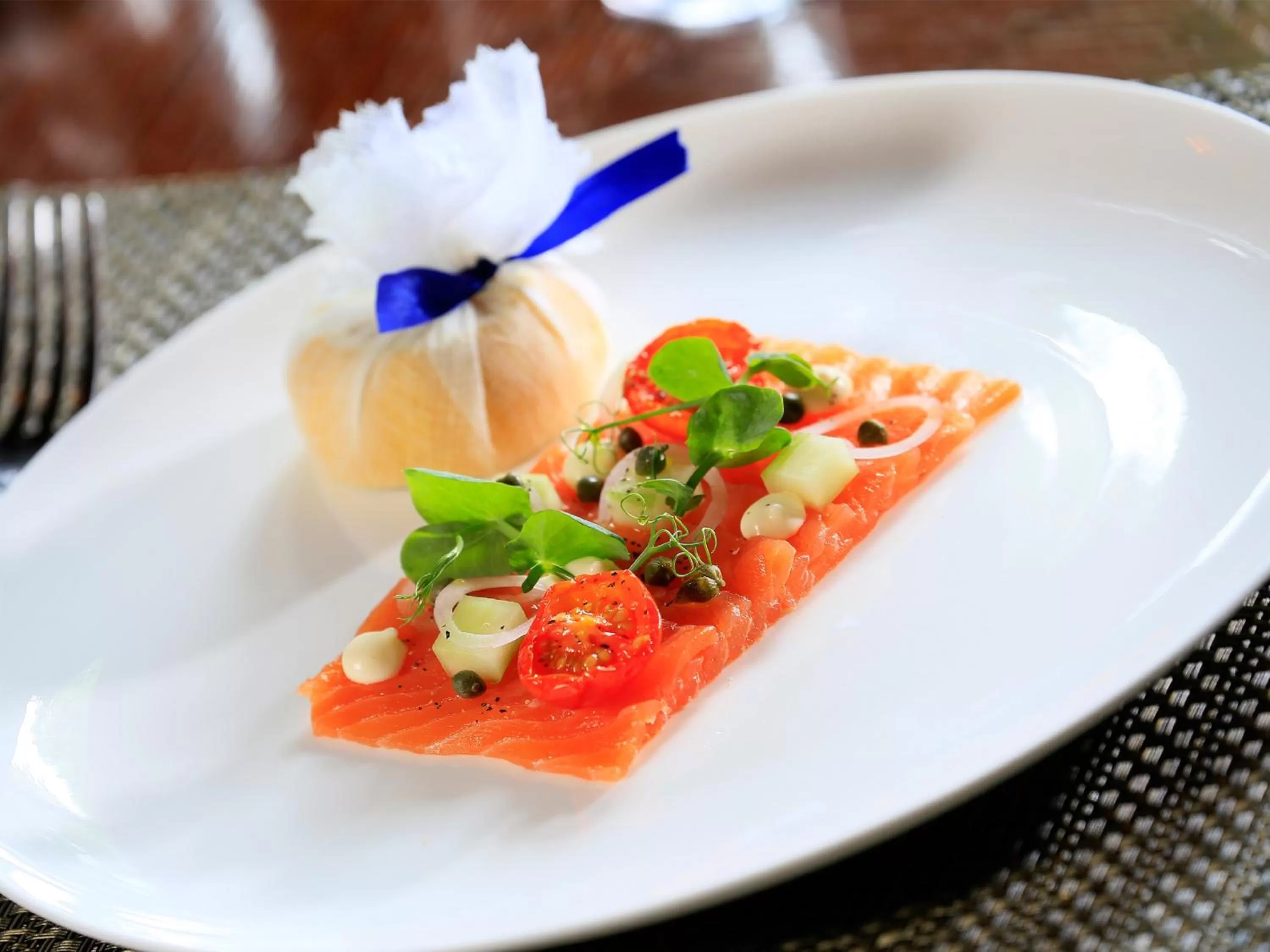 Restaurant/places to eat in Macdonald Norwood Hall Hotel