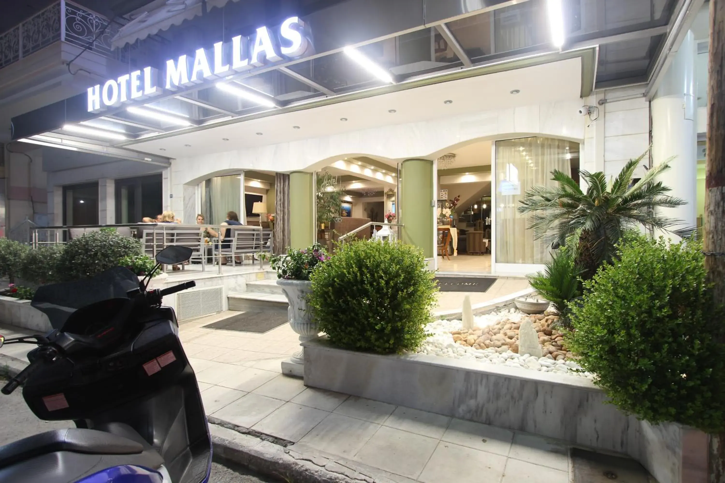 Facade/entrance in Hotel Mallas
