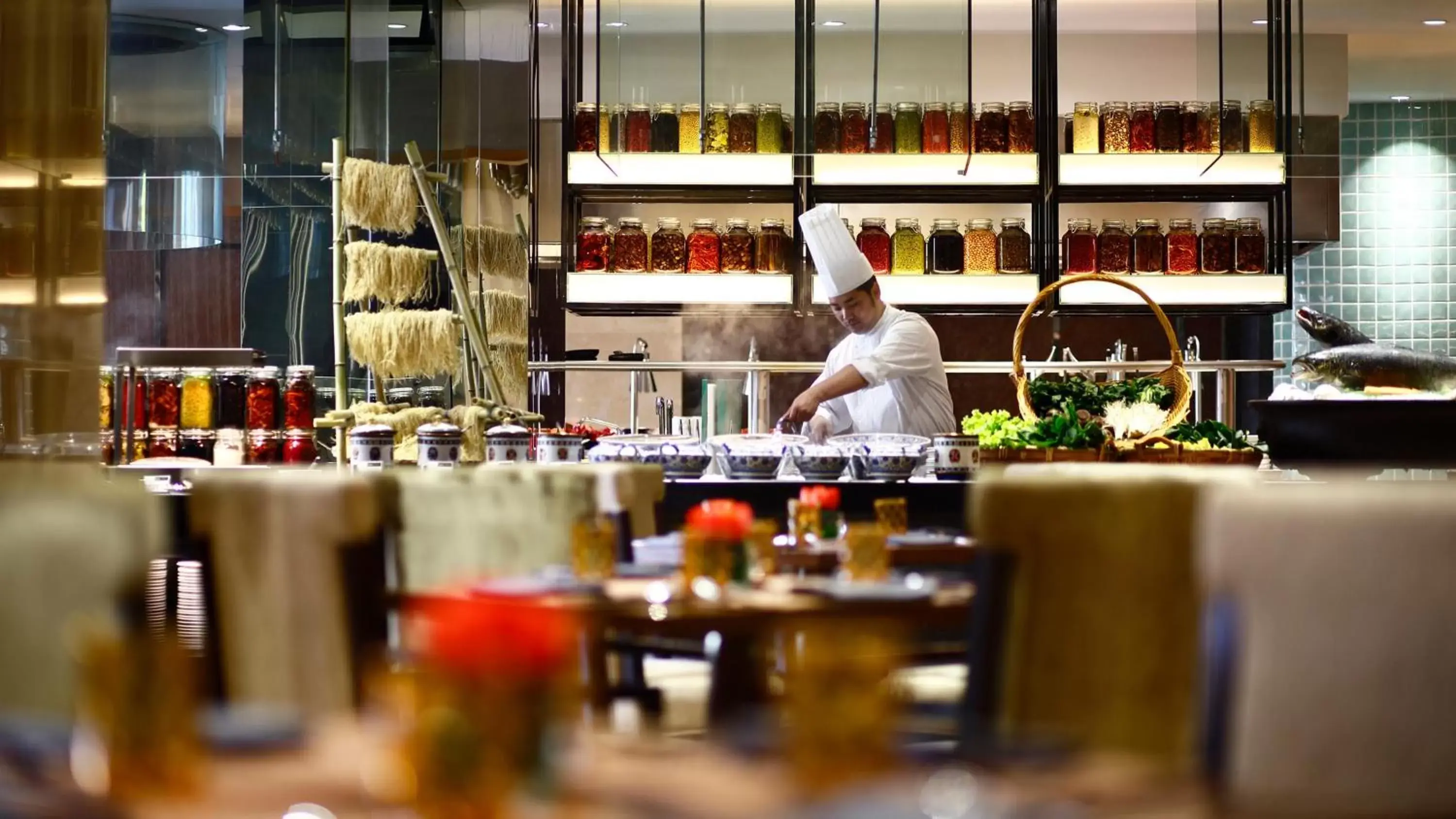 Restaurant/Places to Eat in InterContinental Kunming, an IHG Hotel