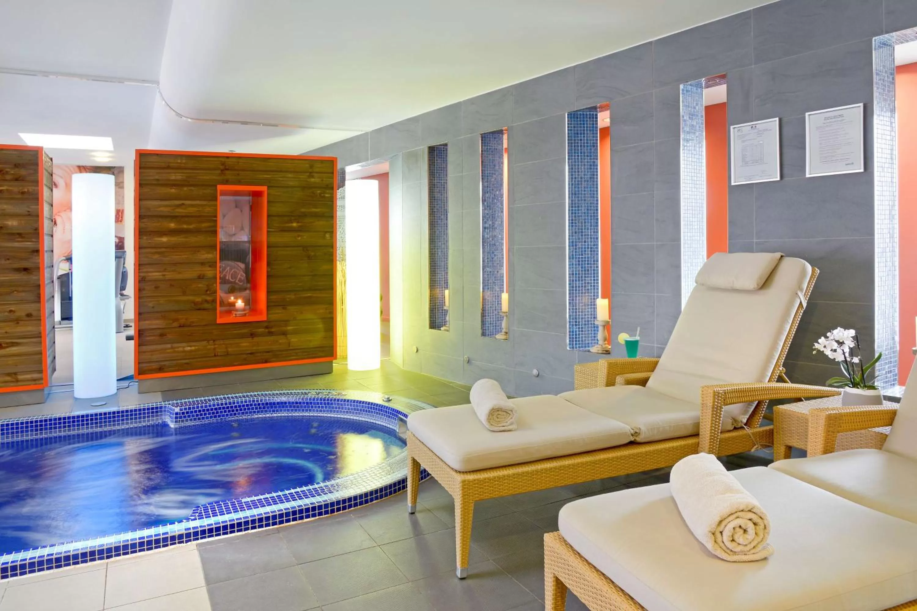 Spa and wellness centre/facilities in Radisson Blu Hotel Toulouse Airport