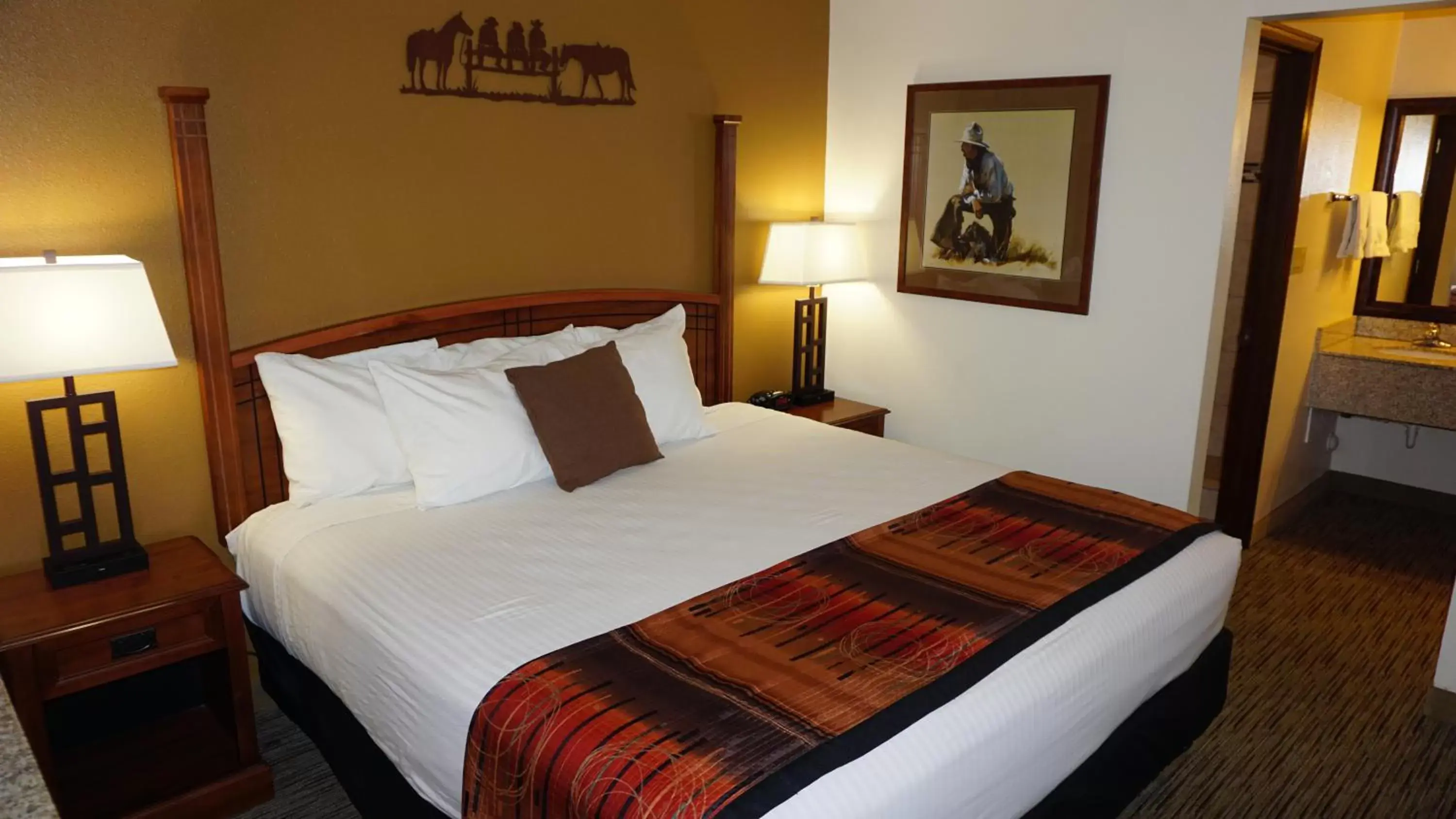 Bed in Best Western Grande River Inn & Suites