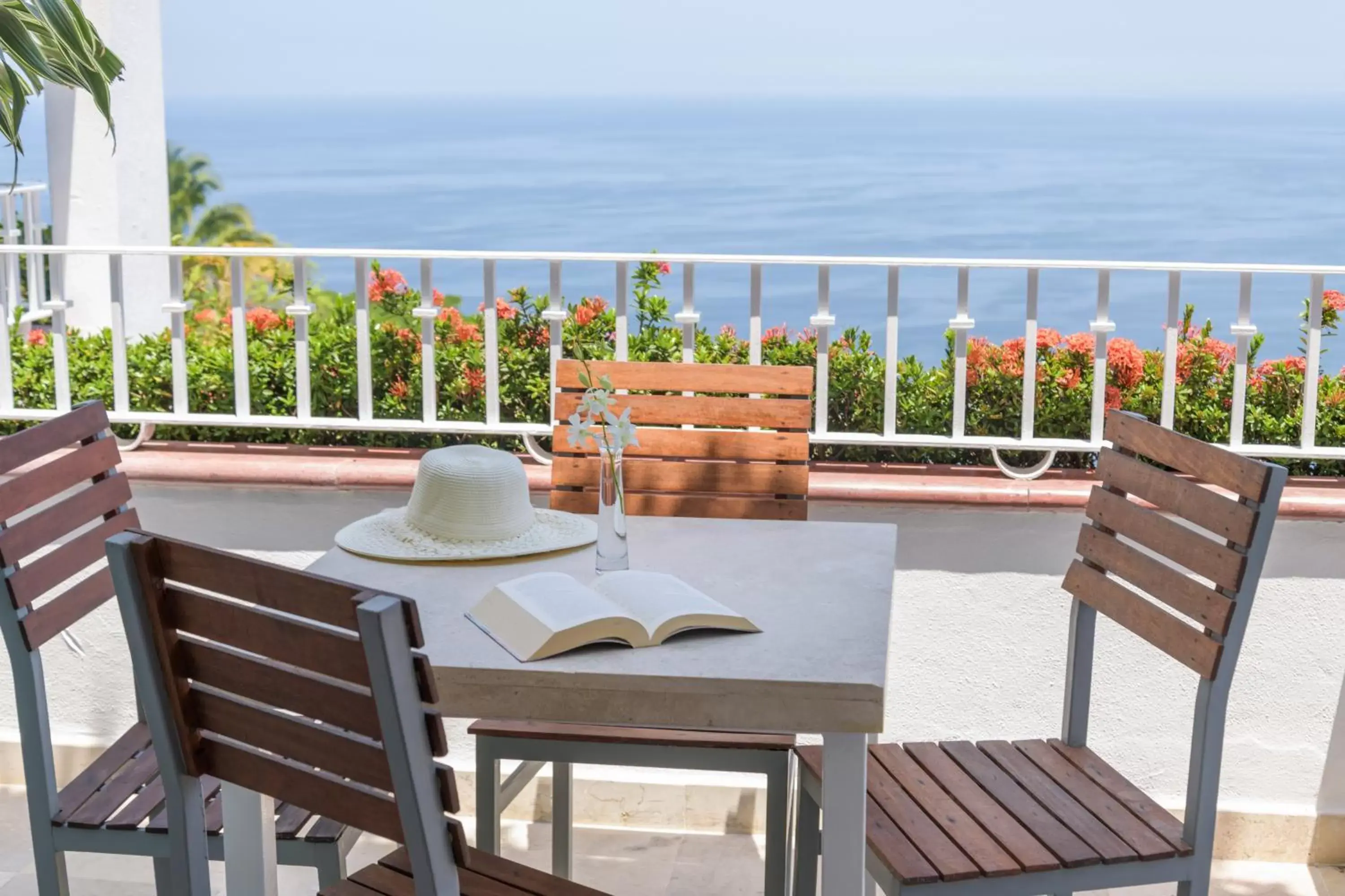 Balcony/Terrace in Grand Miramar All Luxury Suites & Residences