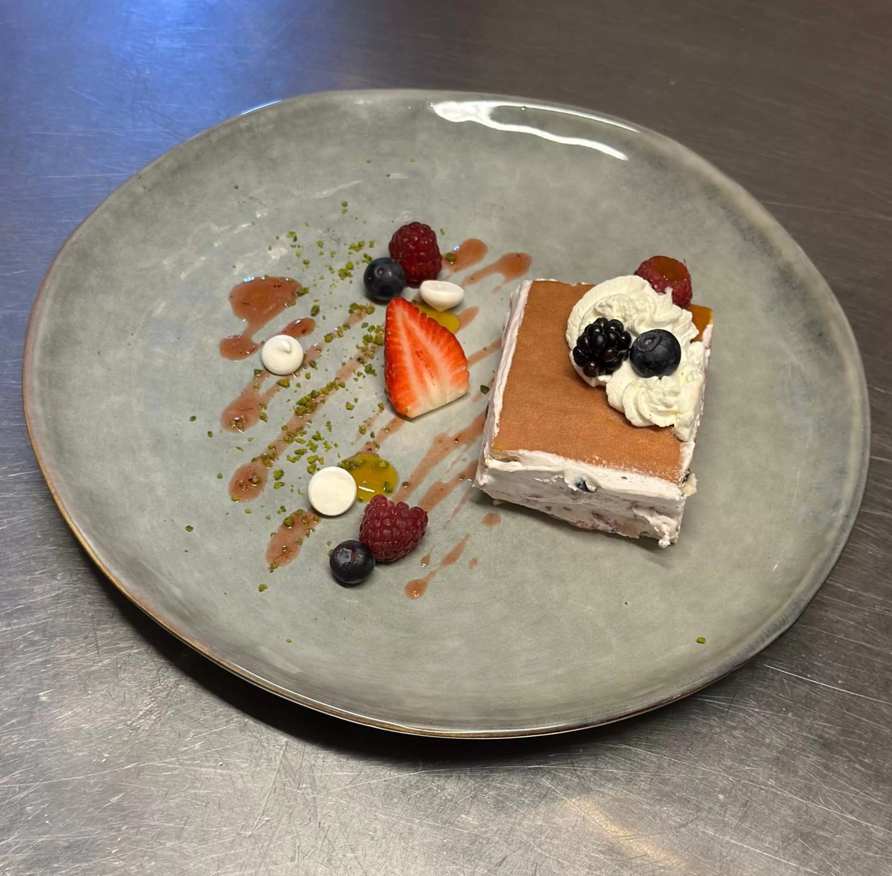 Restaurant/places to eat, Food in Hôtel Restaurant Bellevue