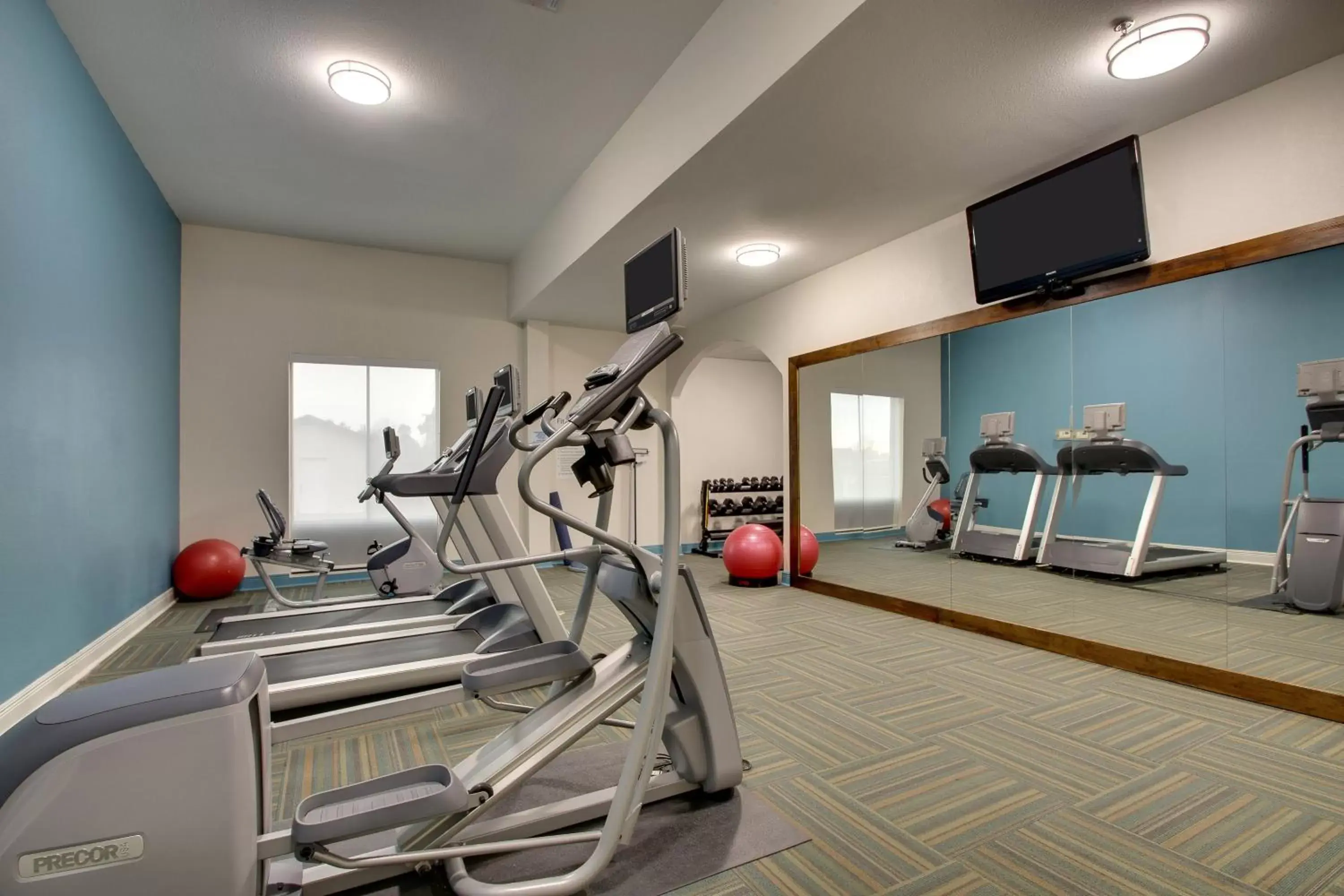 Fitness centre/facilities, Fitness Center/Facilities in Holiday Inn Express & Suites Laurel, an IHG Hotel