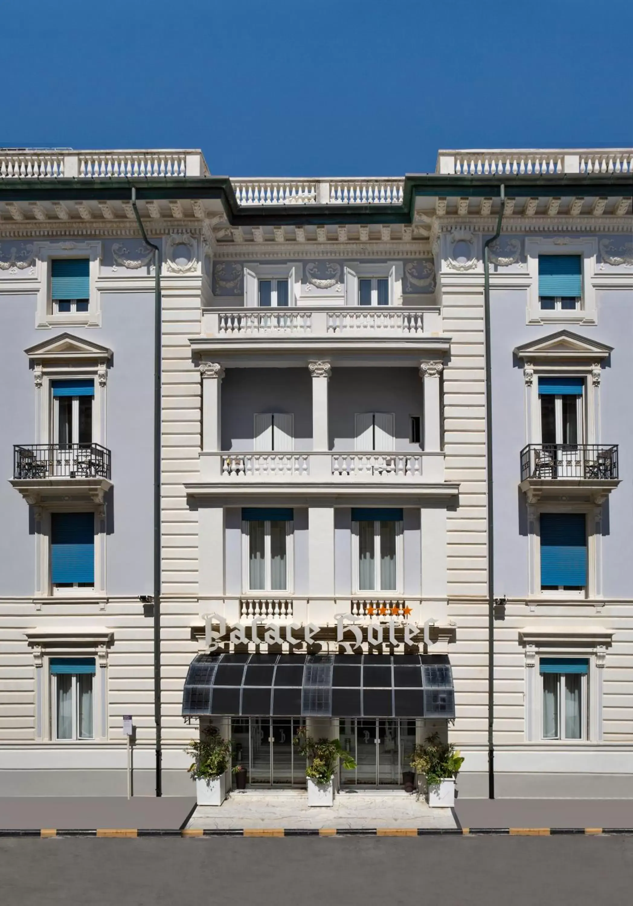 Facade/entrance, Property Building in Palace Hotel