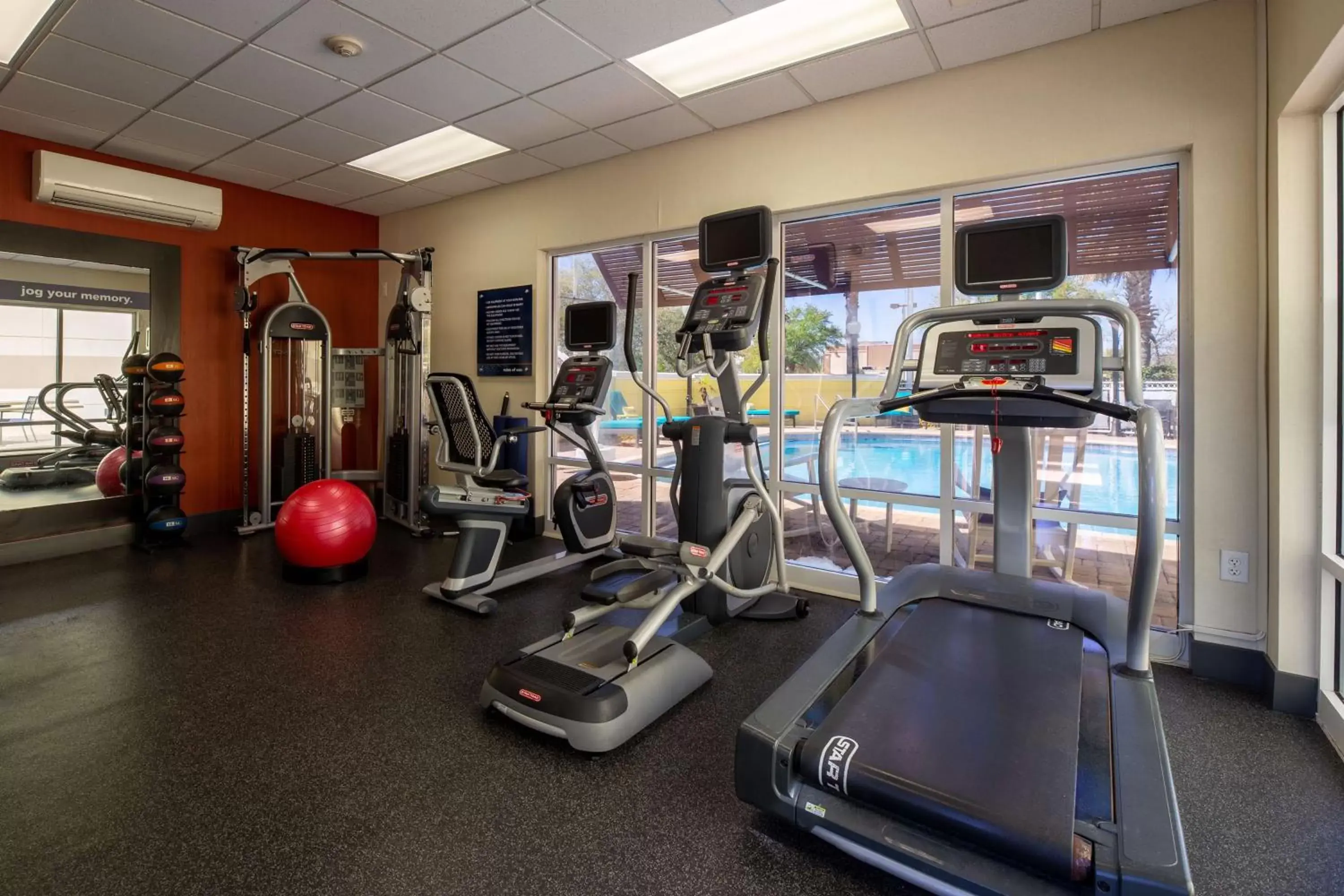 Fitness centre/facilities, Fitness Center/Facilities in Hampton Inn & Suites Jacksonville Deerwood Park
