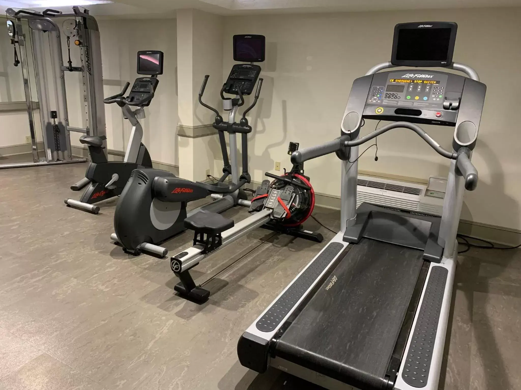 Fitness centre/facilities, Fitness Center/Facilities in Holiday Inn Express Atlanta Airport - North, an IHG Hotel