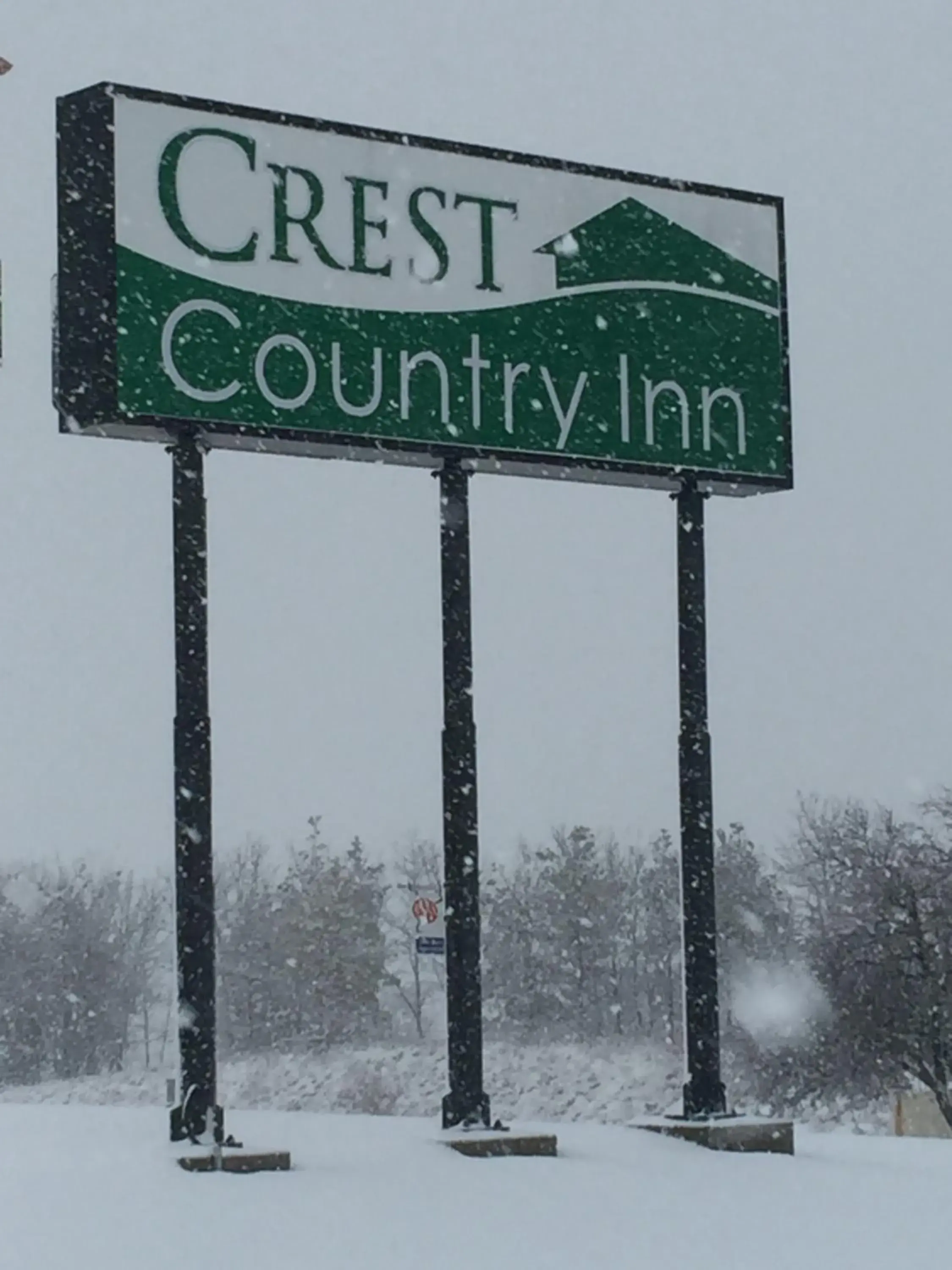 Property logo or sign in Crest Country Inn