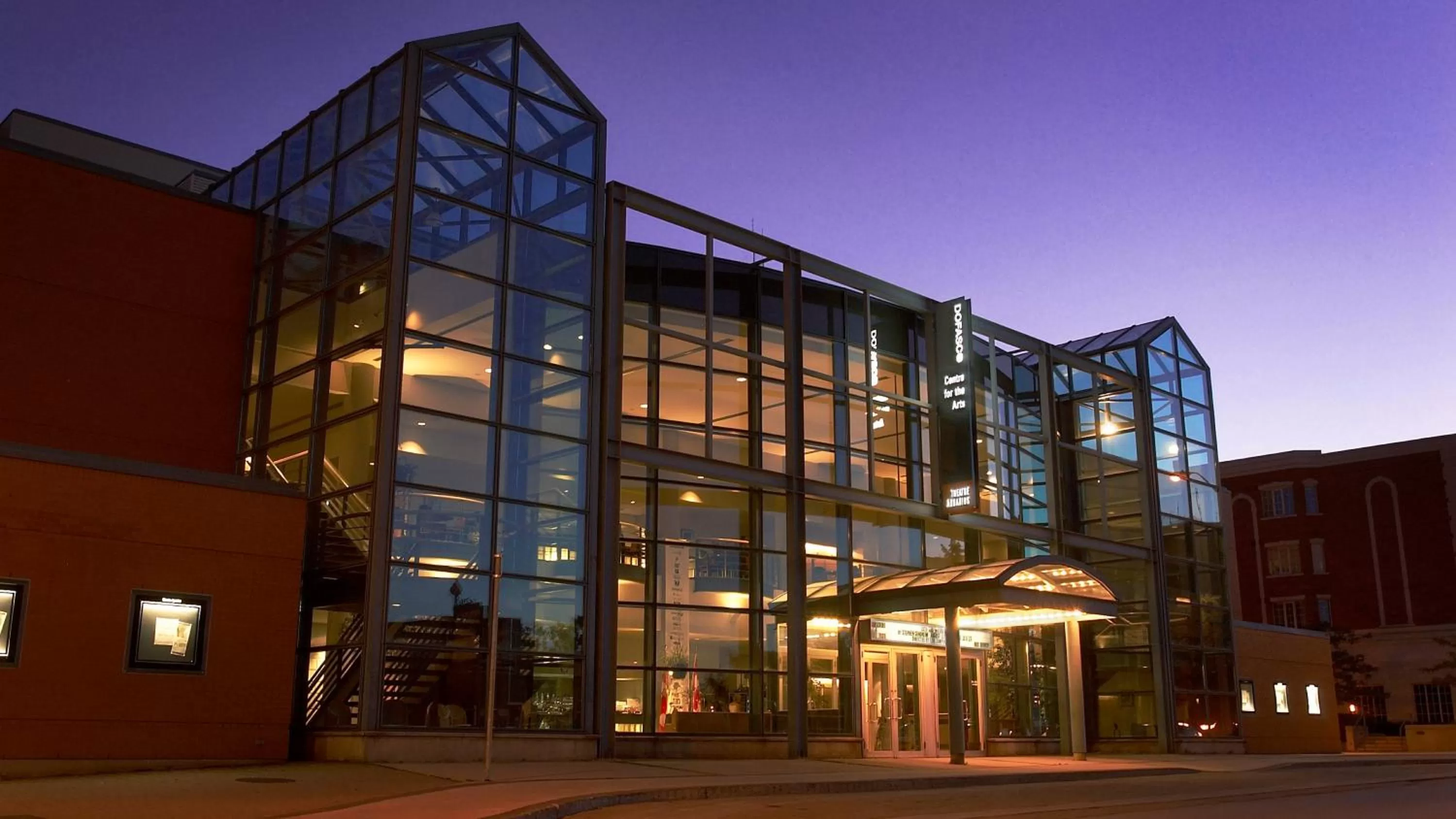 Area and facilities in Staybridge Suites Hamilton - Downtown by IHG