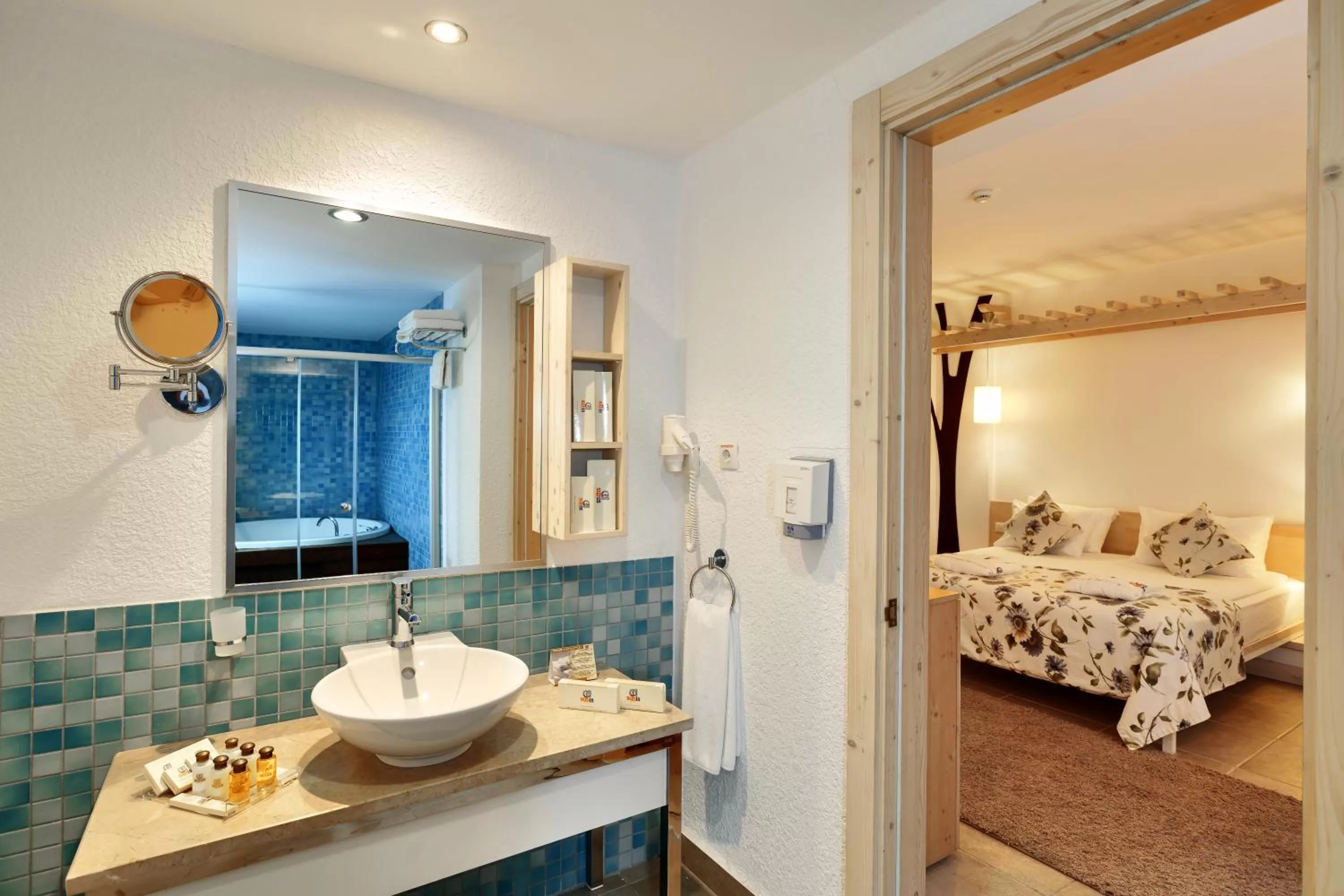 Toilet, Bed in Sunis Kumköy Beach Resort Hotel & Spa