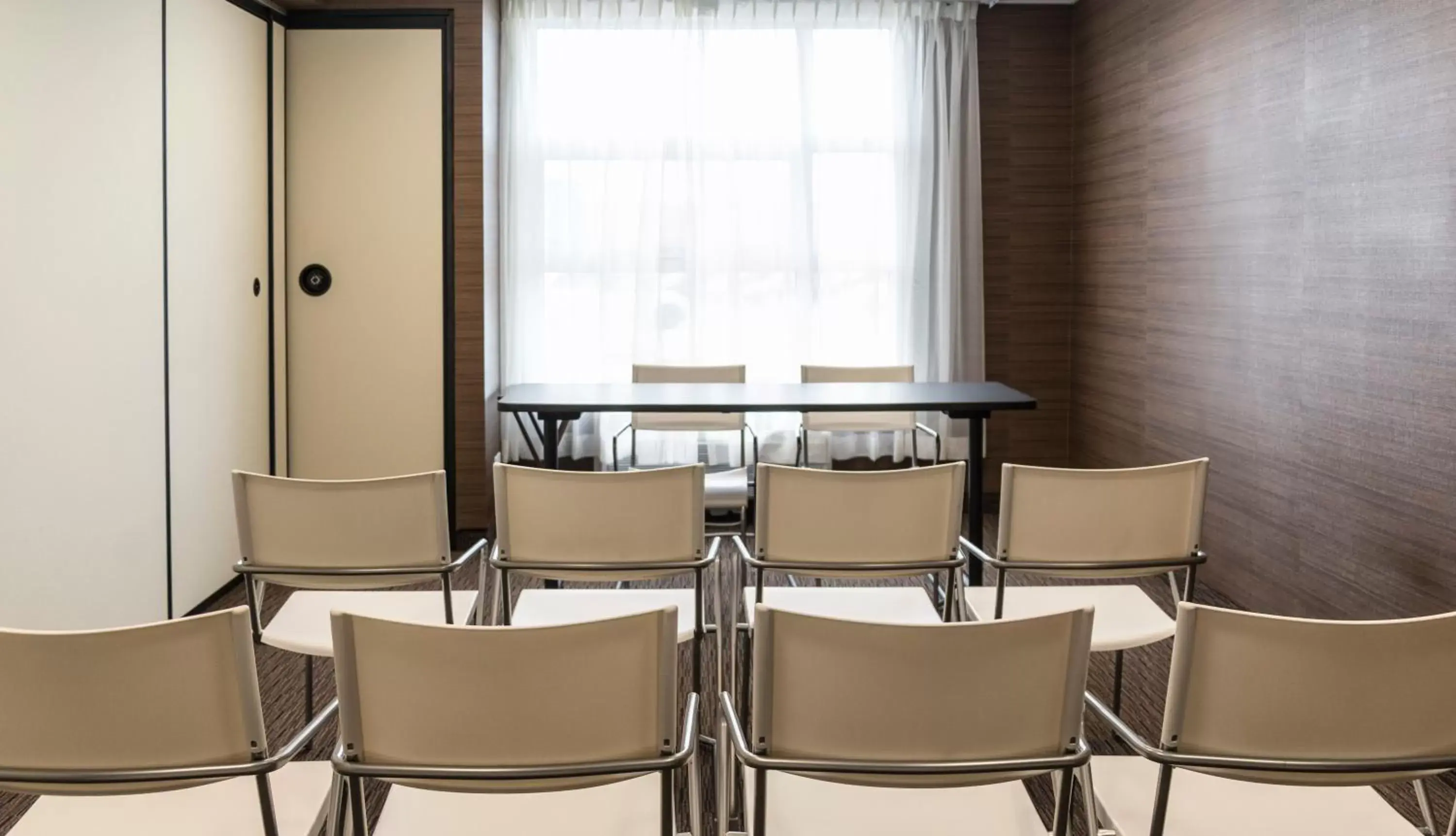 Meeting/conference room in Quality Inn Sept-Iles