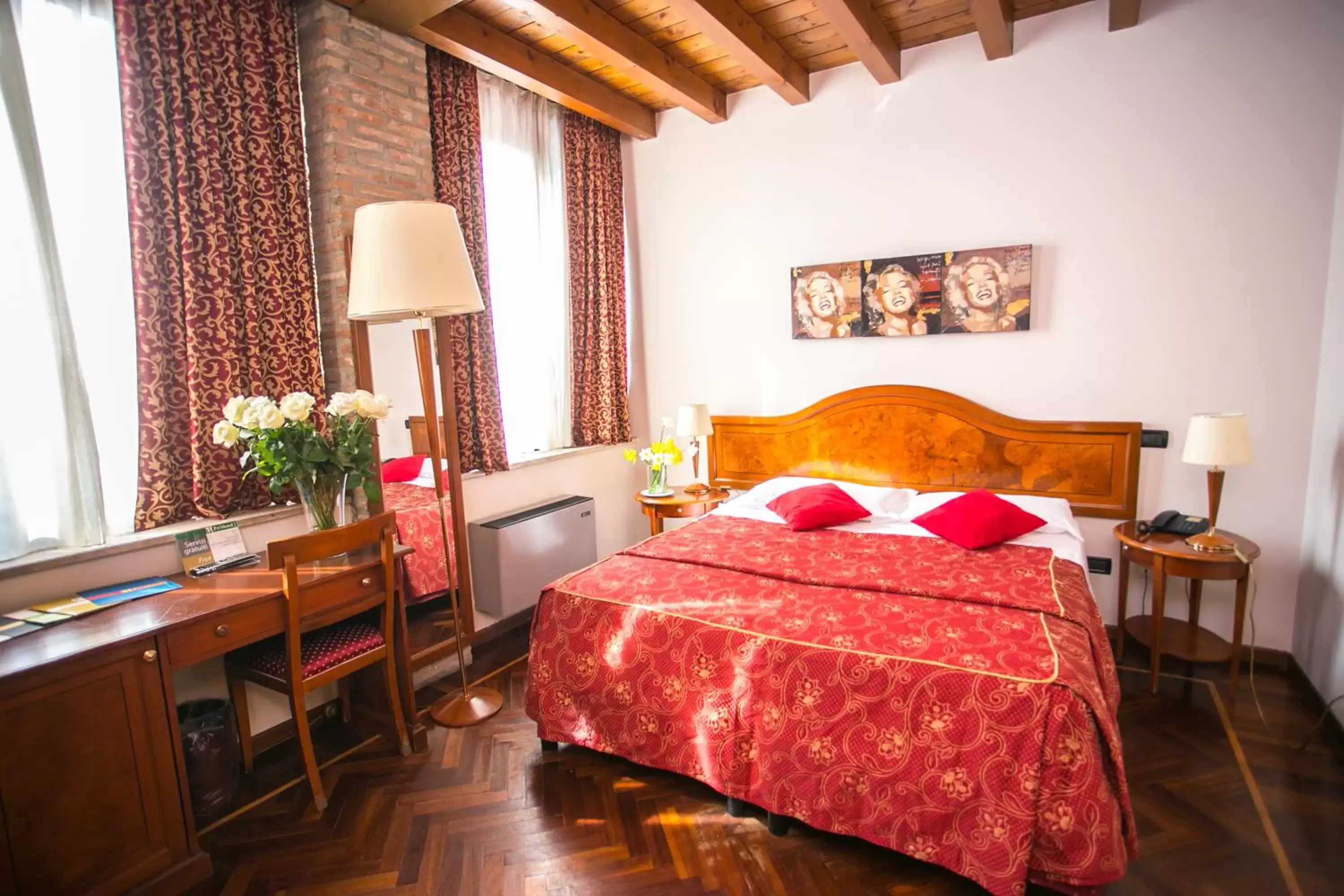 Bedroom, Bed in Primotel Brescia