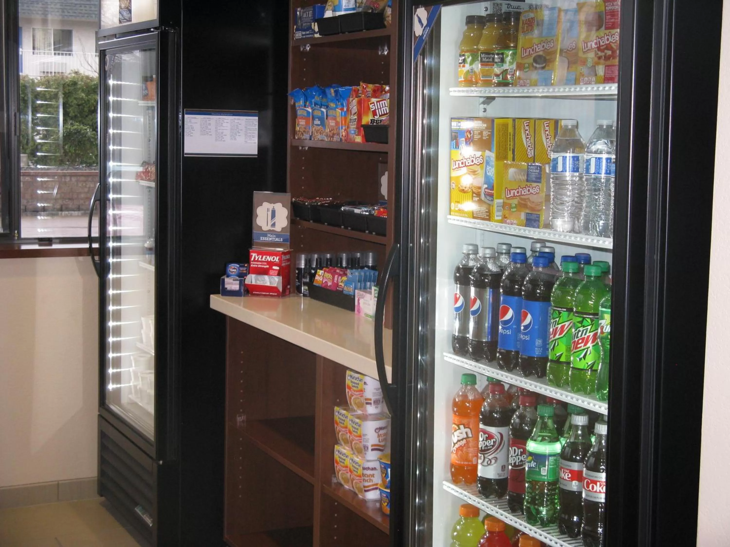 On-site shops in MainStay Suites Coeur d'Alene