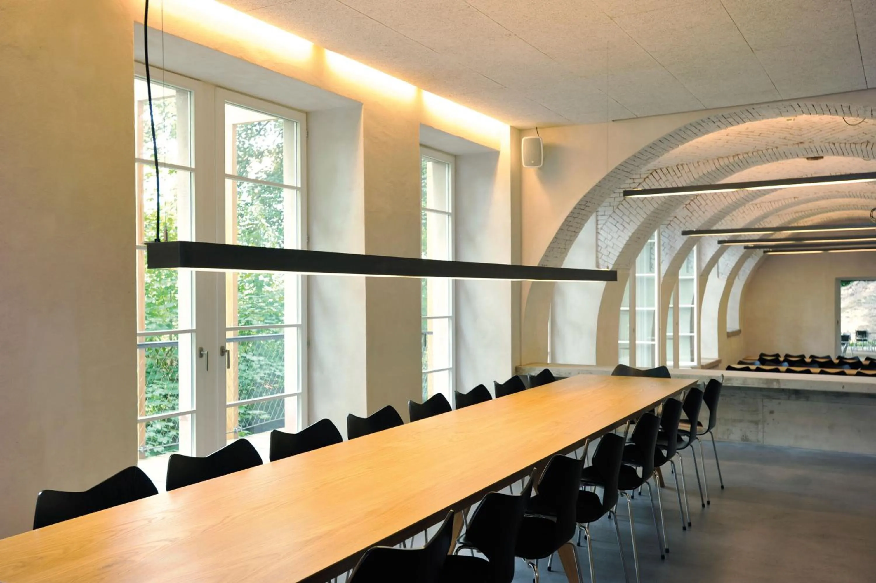 Restaurant/places to eat in Basel Youth Hostel