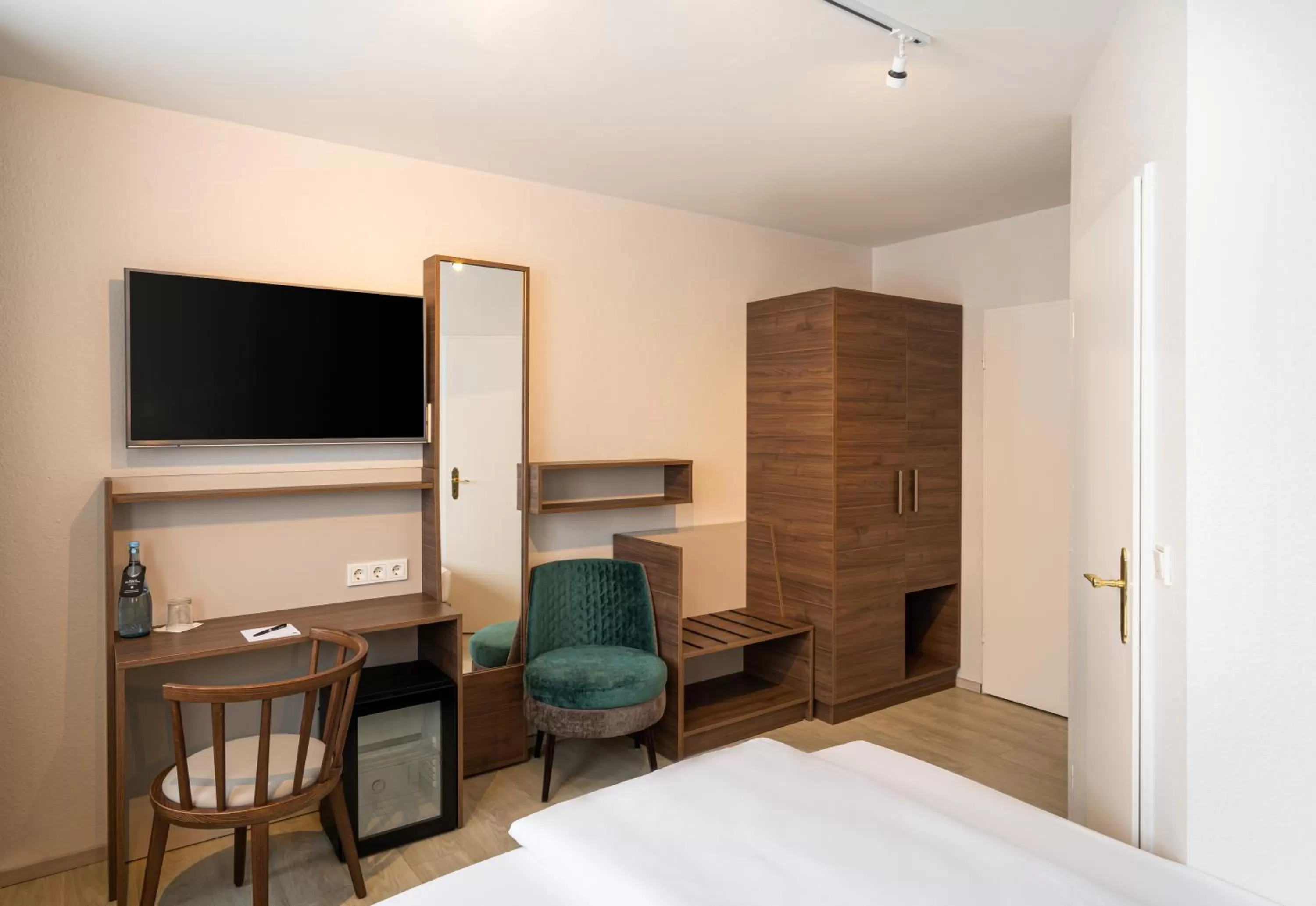 TV and multimedia, Bed in Arthotel ANA Liberty Bremen City