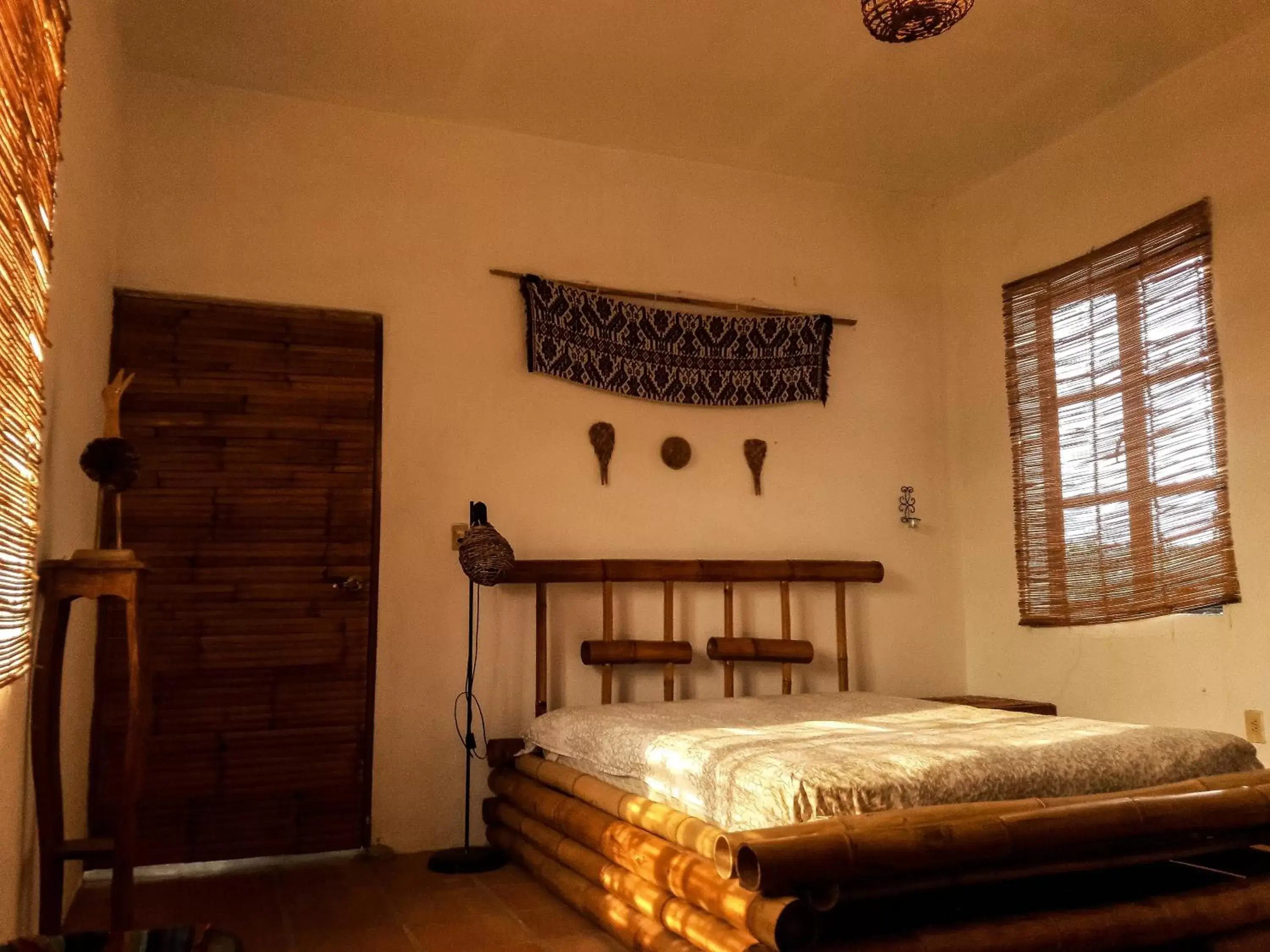 Photo of the whole room, Bed in Hospedaje Totalmanik