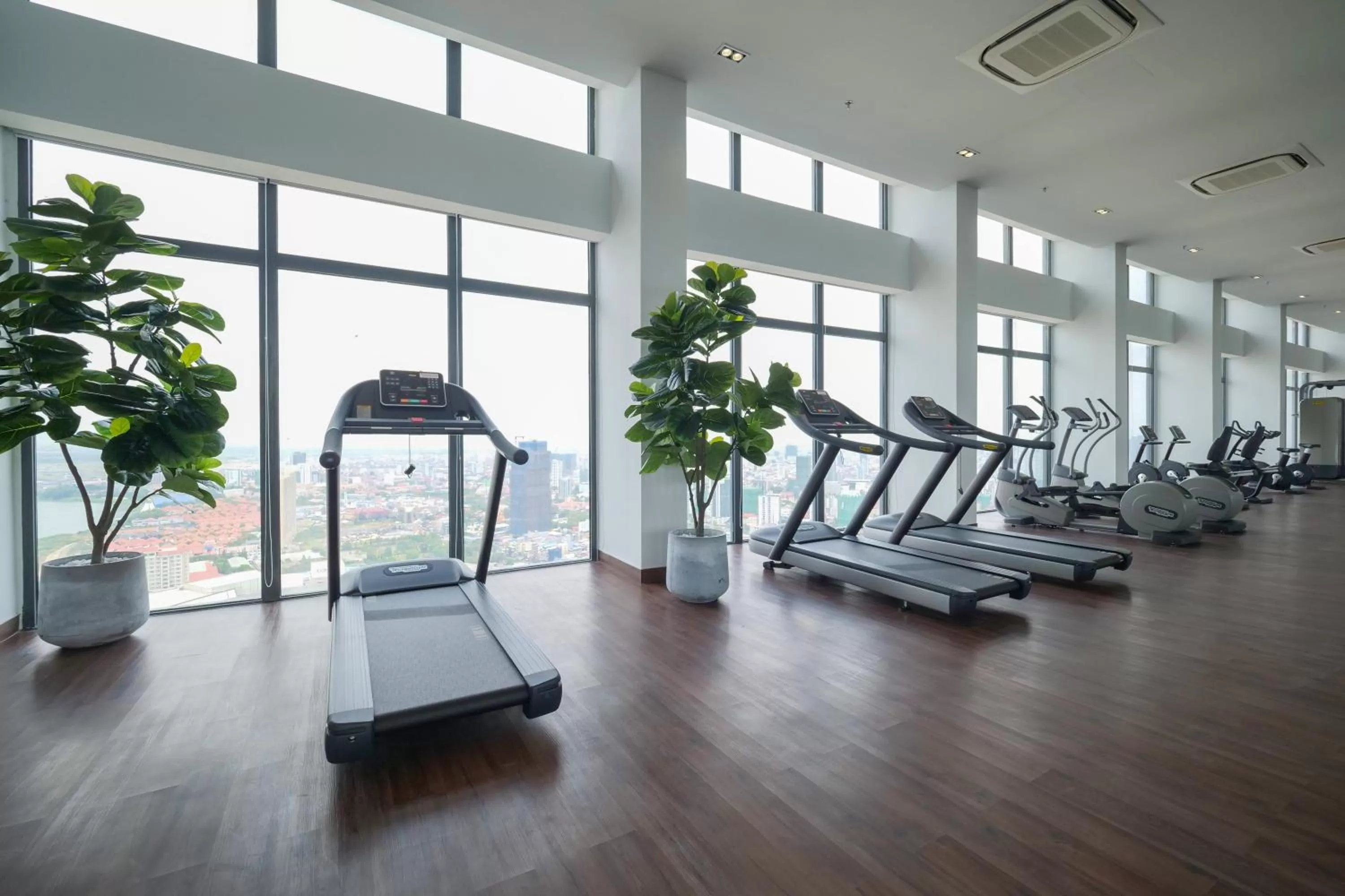 Fitness centre/facilities in The Bridge Club