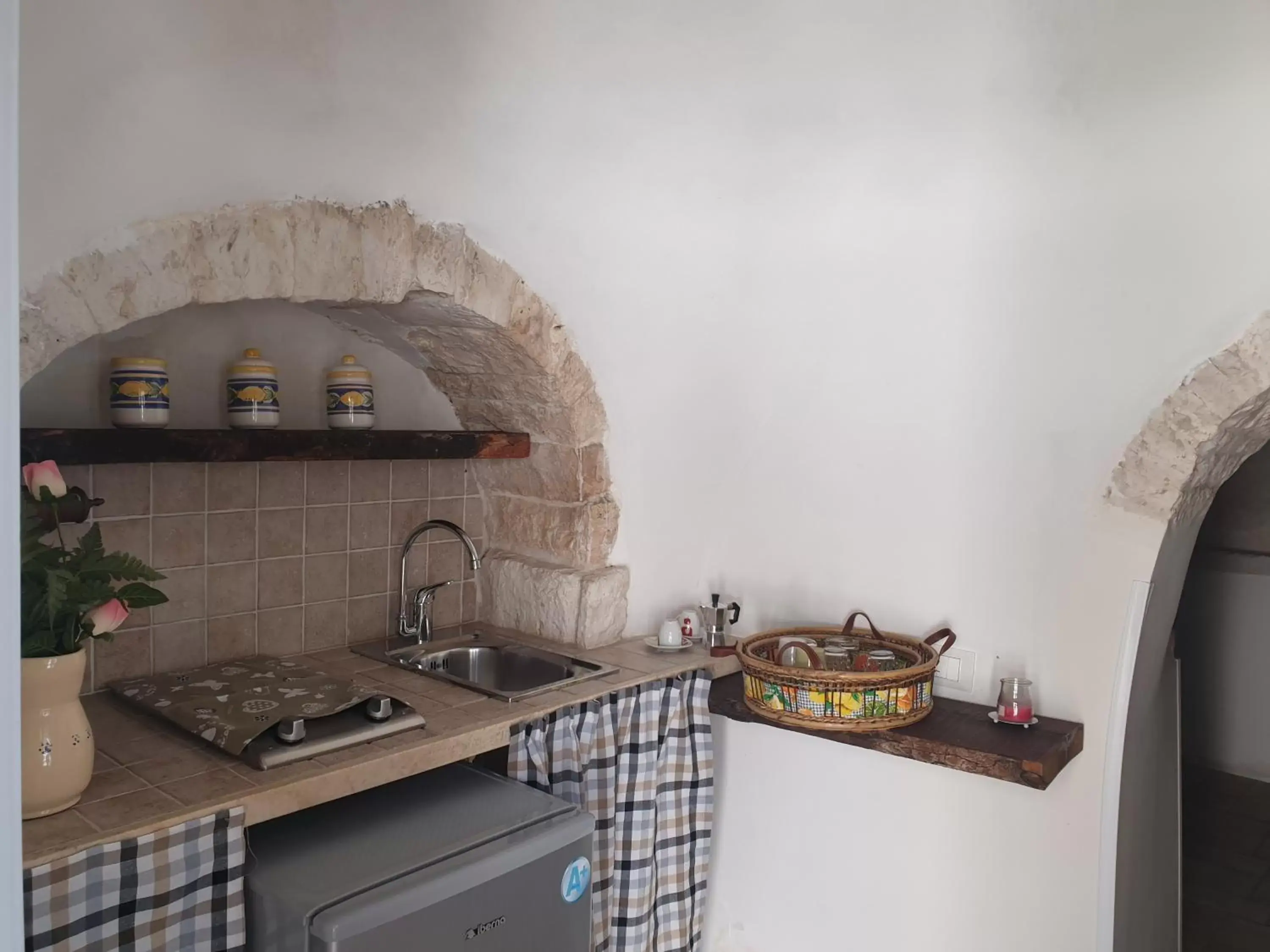 Kitchen or kitchenette, Kitchen/Kitchenette in Giardino Dei Trulli