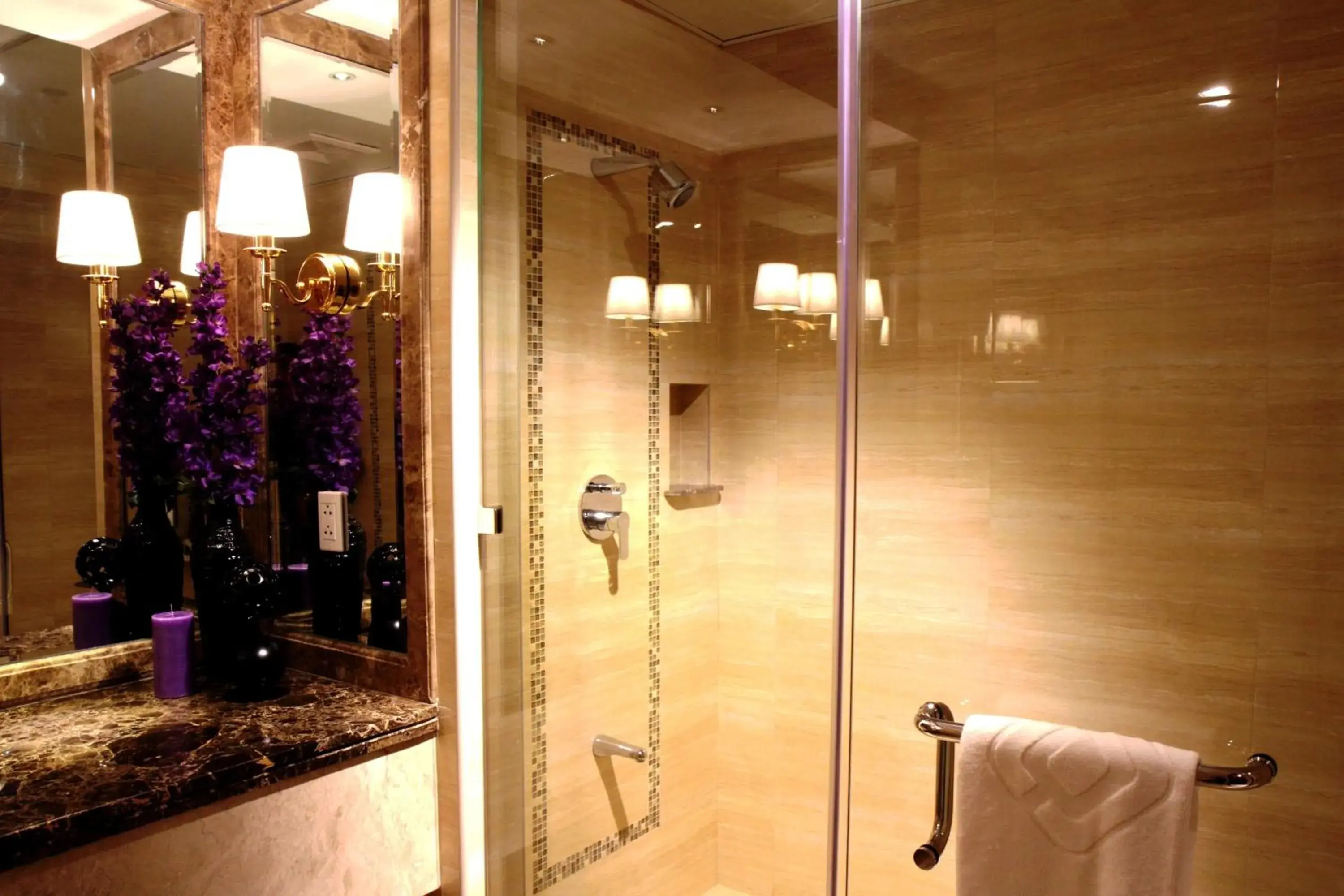 Bathroom in Central Park Tower Resort