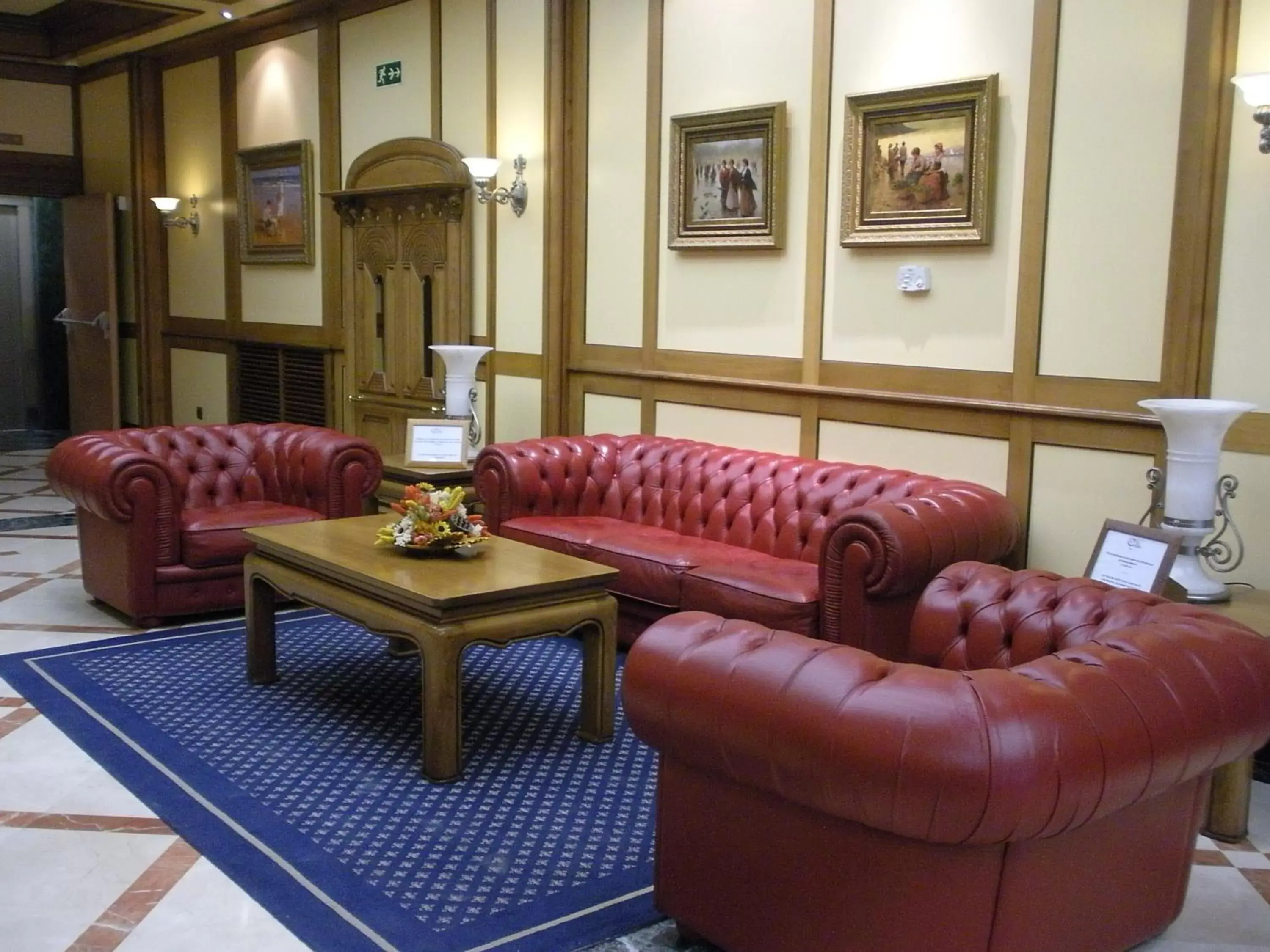 Lobby or reception in II Castillas Madrid Lobby or reception in II Castillas Madrid