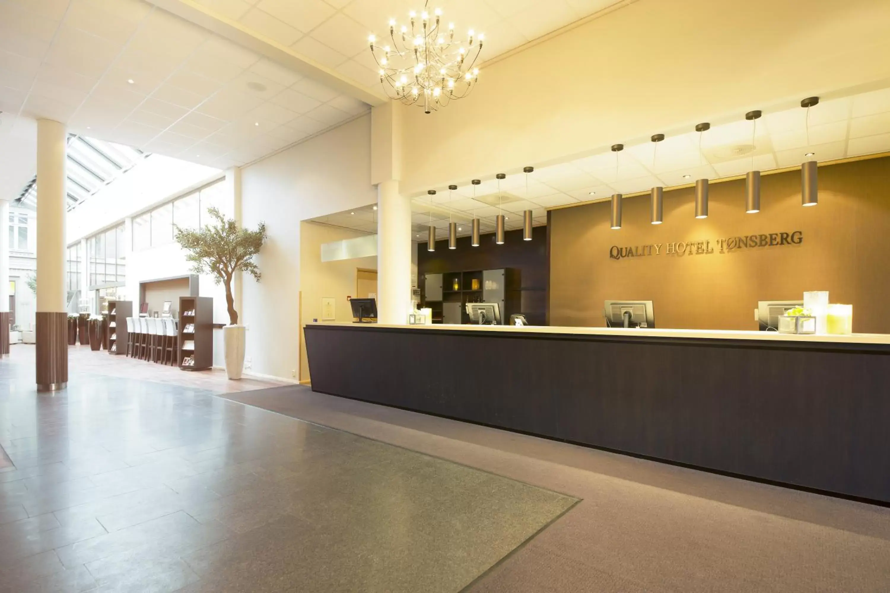 Lobby or reception, Lobby/Reception in Quality Hotel Tønsberg