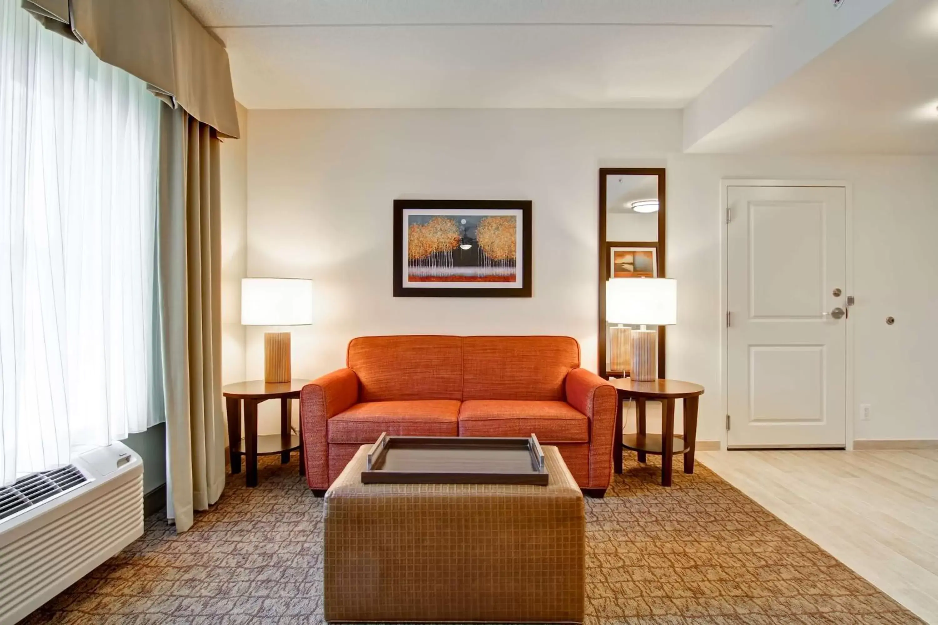 Living room, Seating Area in Homewood Suites by Hilton Woodbridge