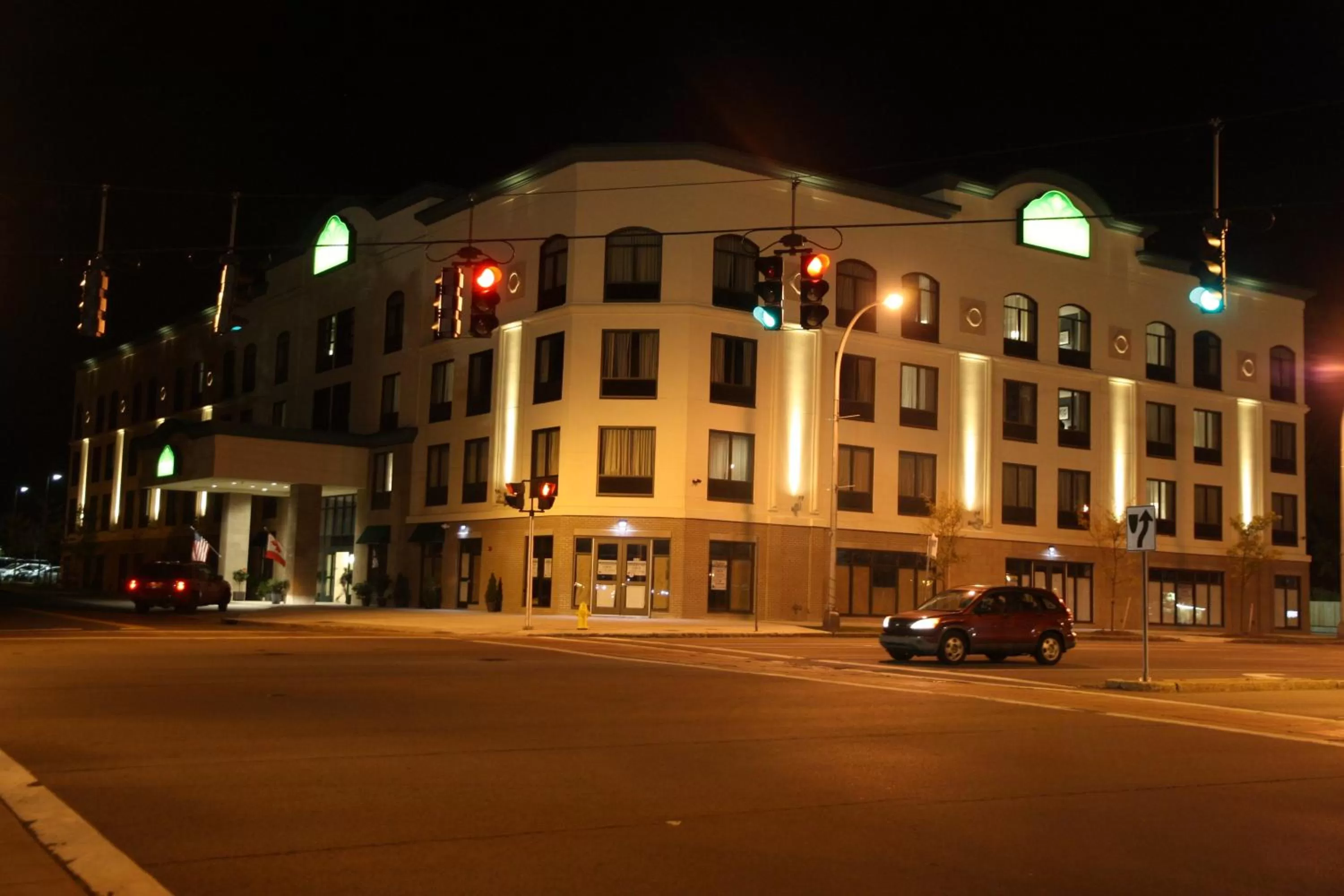 Facade/entrance in Wingate by Wyndham Niagara Falls