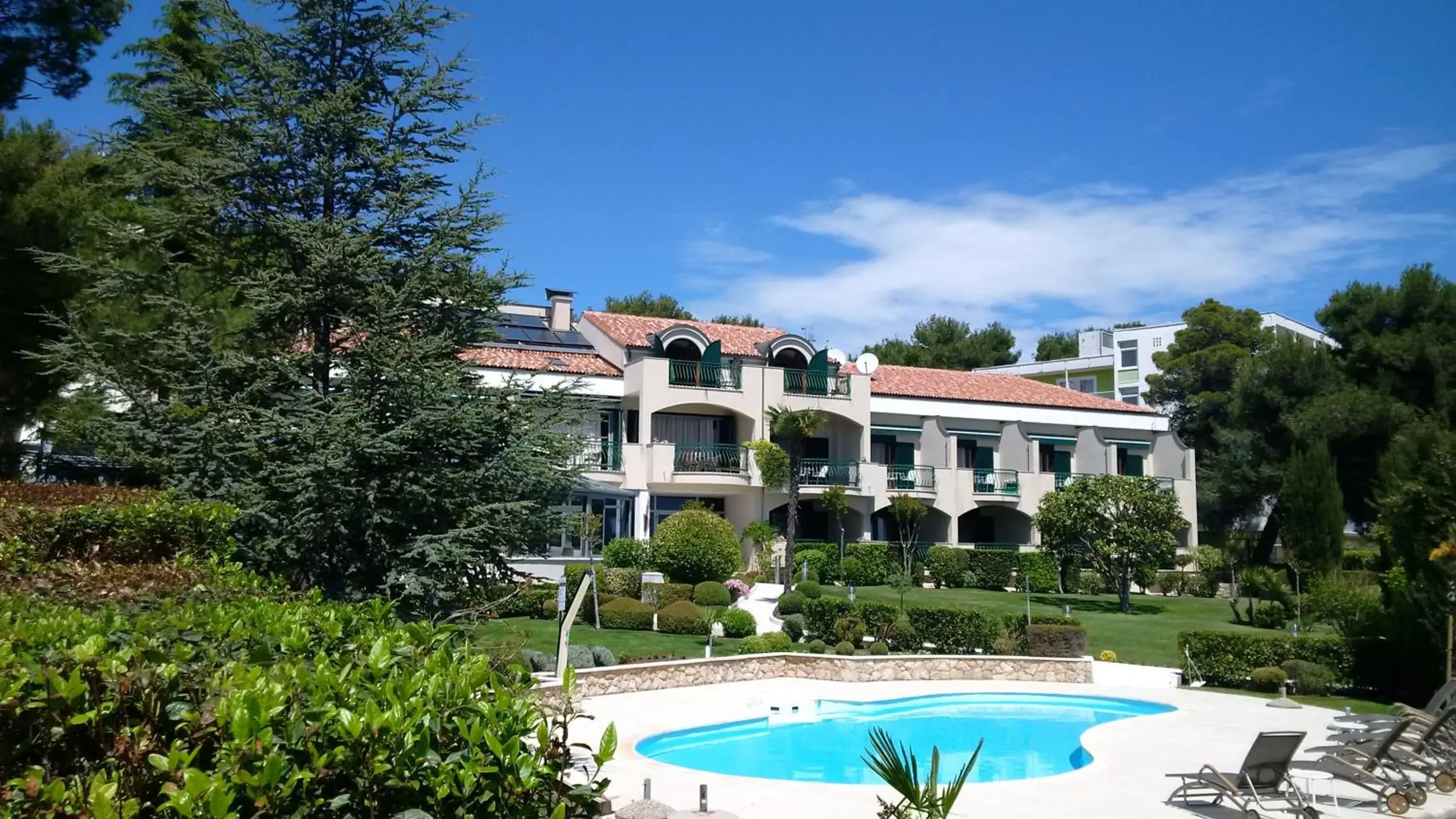 View (from property/room), Swimming Pool in Hotel Villa Radin