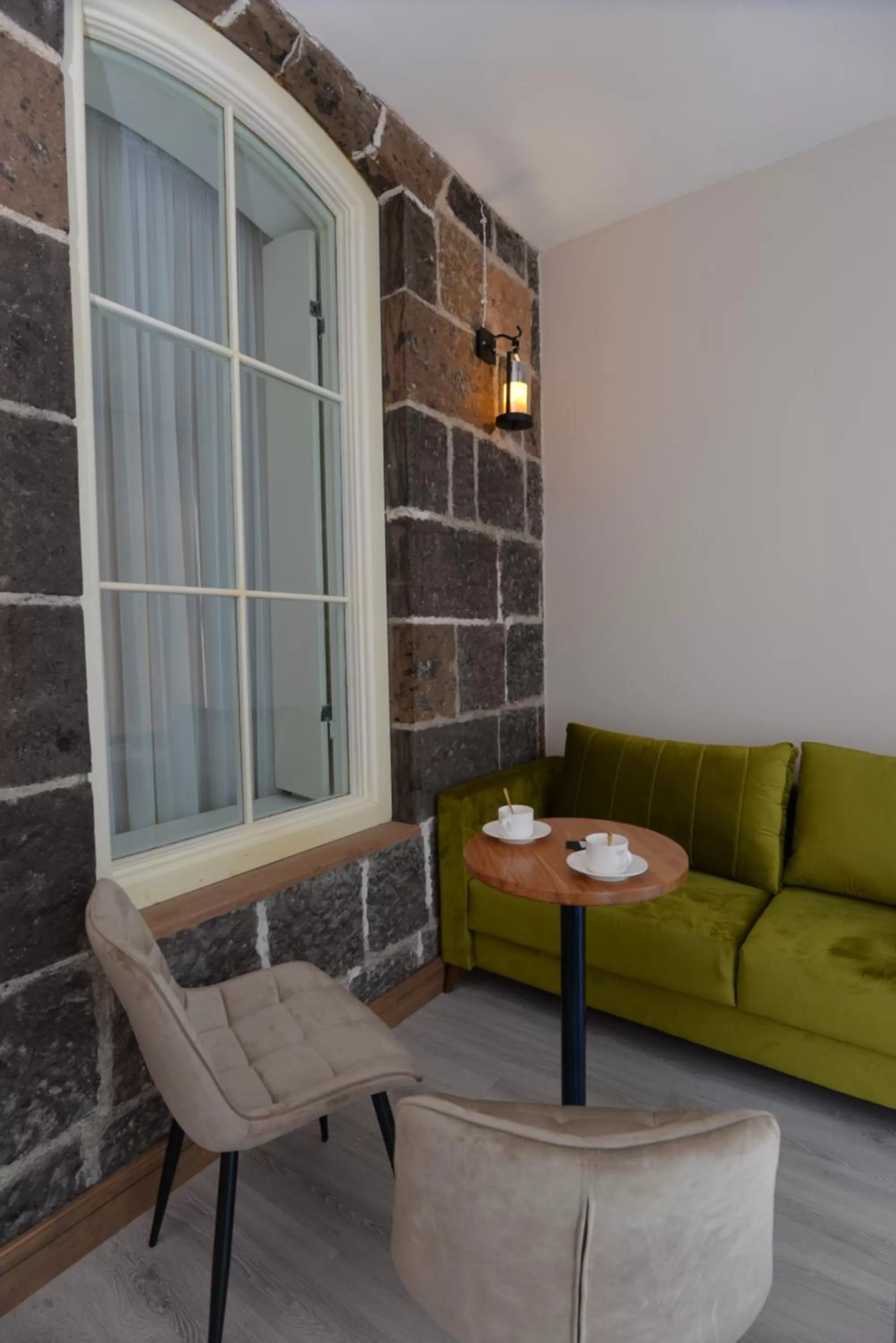 Seating Area in Aratta