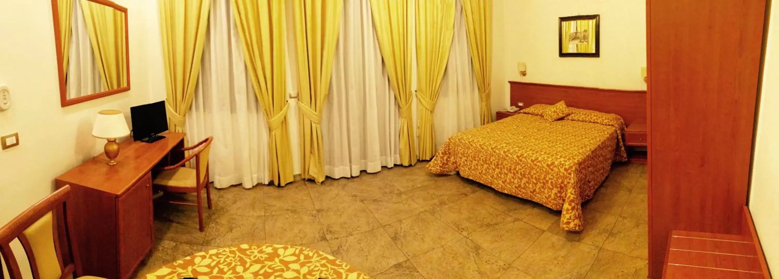 Bedroom in Grand Hotel Stella Maris Italia