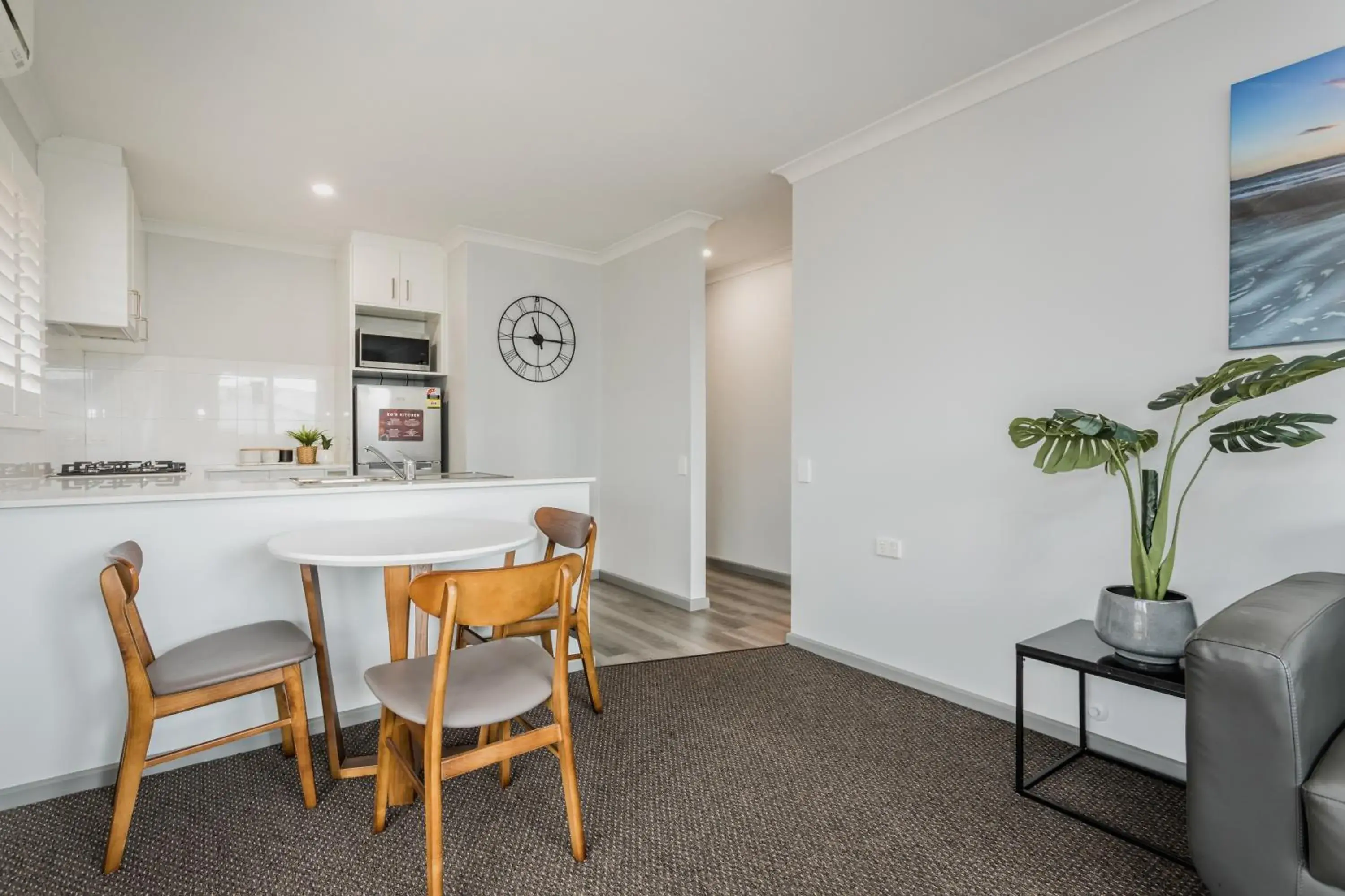 Dining Area in Quality Apartments Banksia Albany