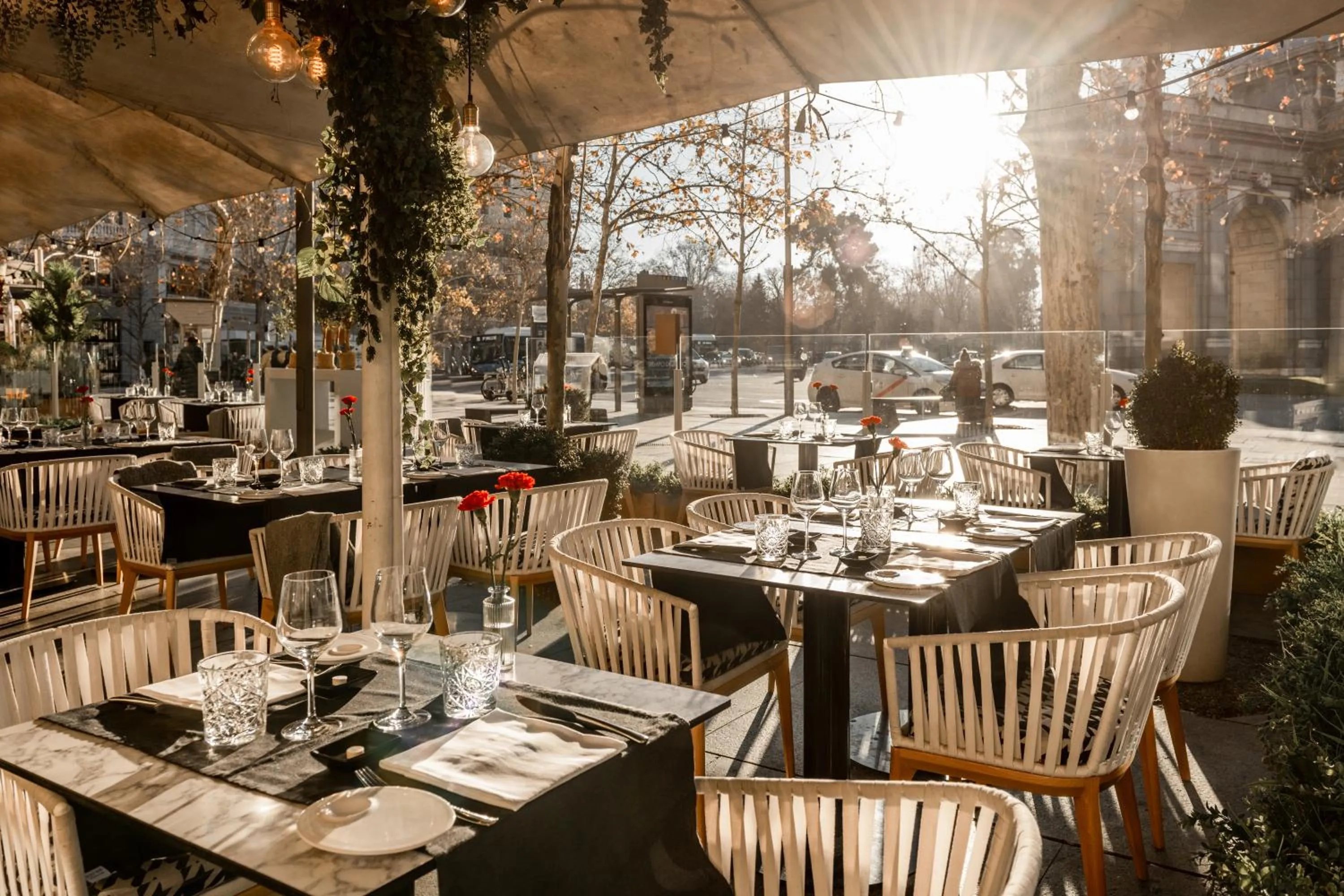 Restaurant/places to eat in Hospes Puerta de Alcalá, a Member of Design Hotels