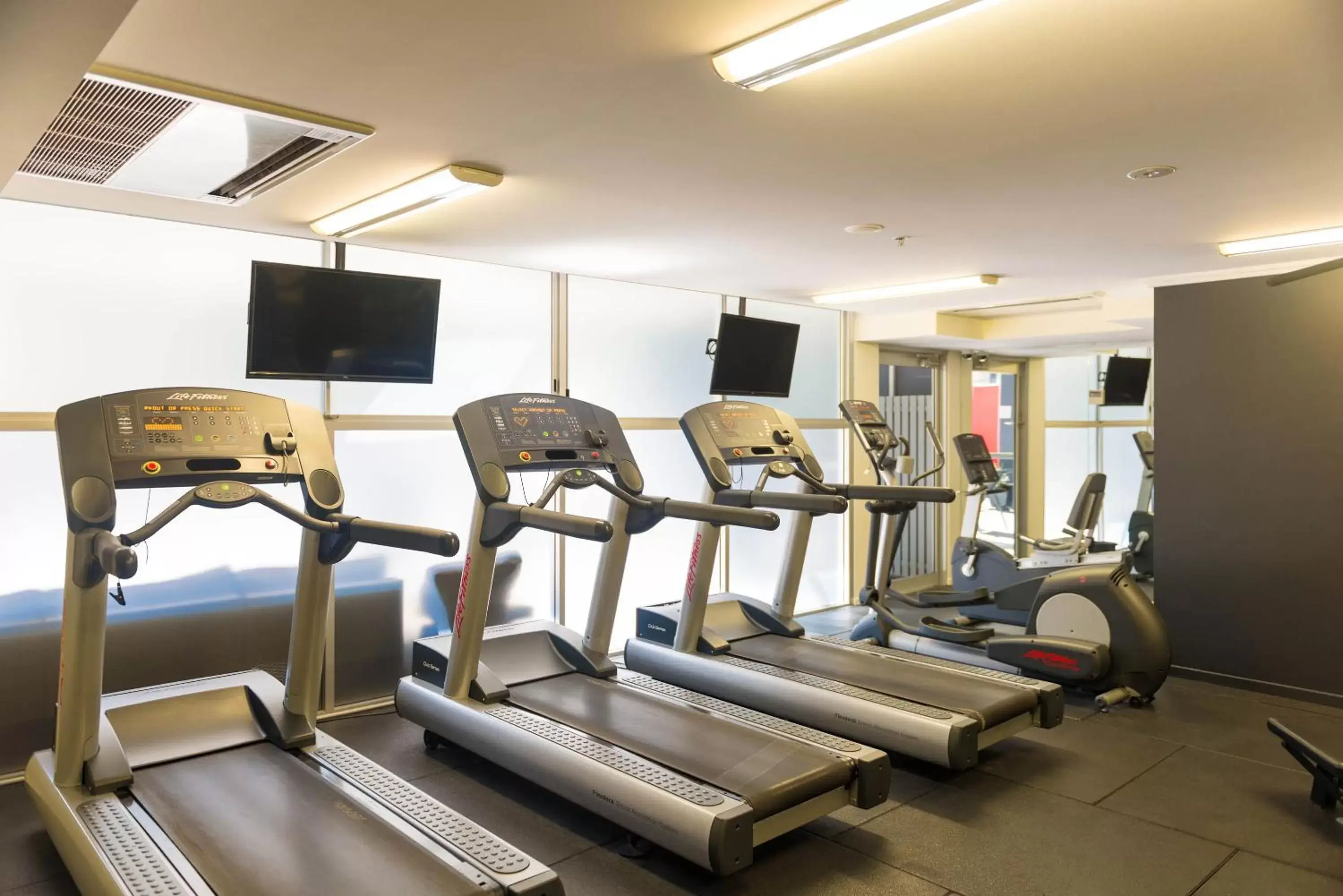 Fitness centre/facilities, Fitness Center/Facilities in Mantra on Mary