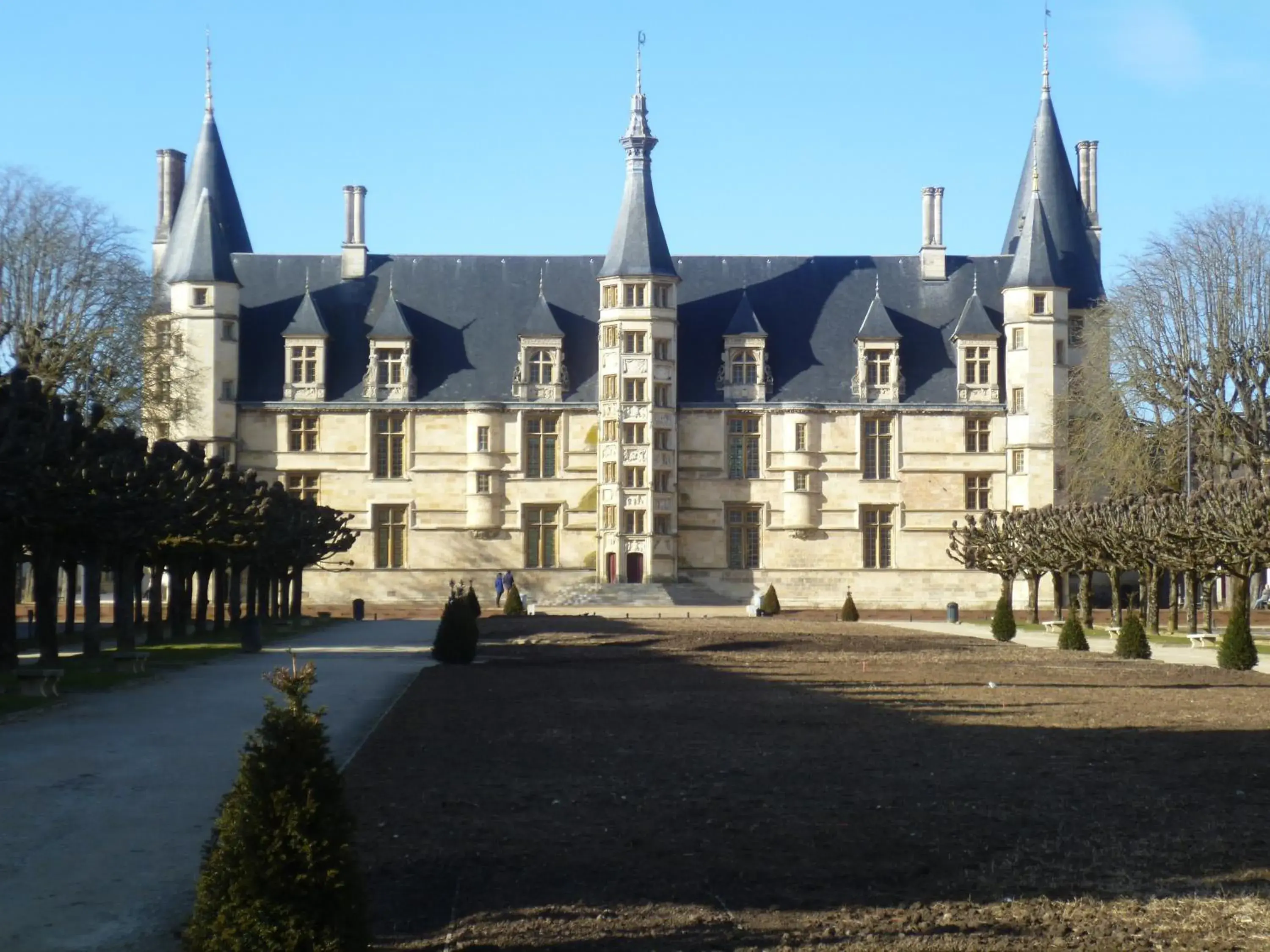 Nearby landmark, Property Building in Hôtel Beauséjour