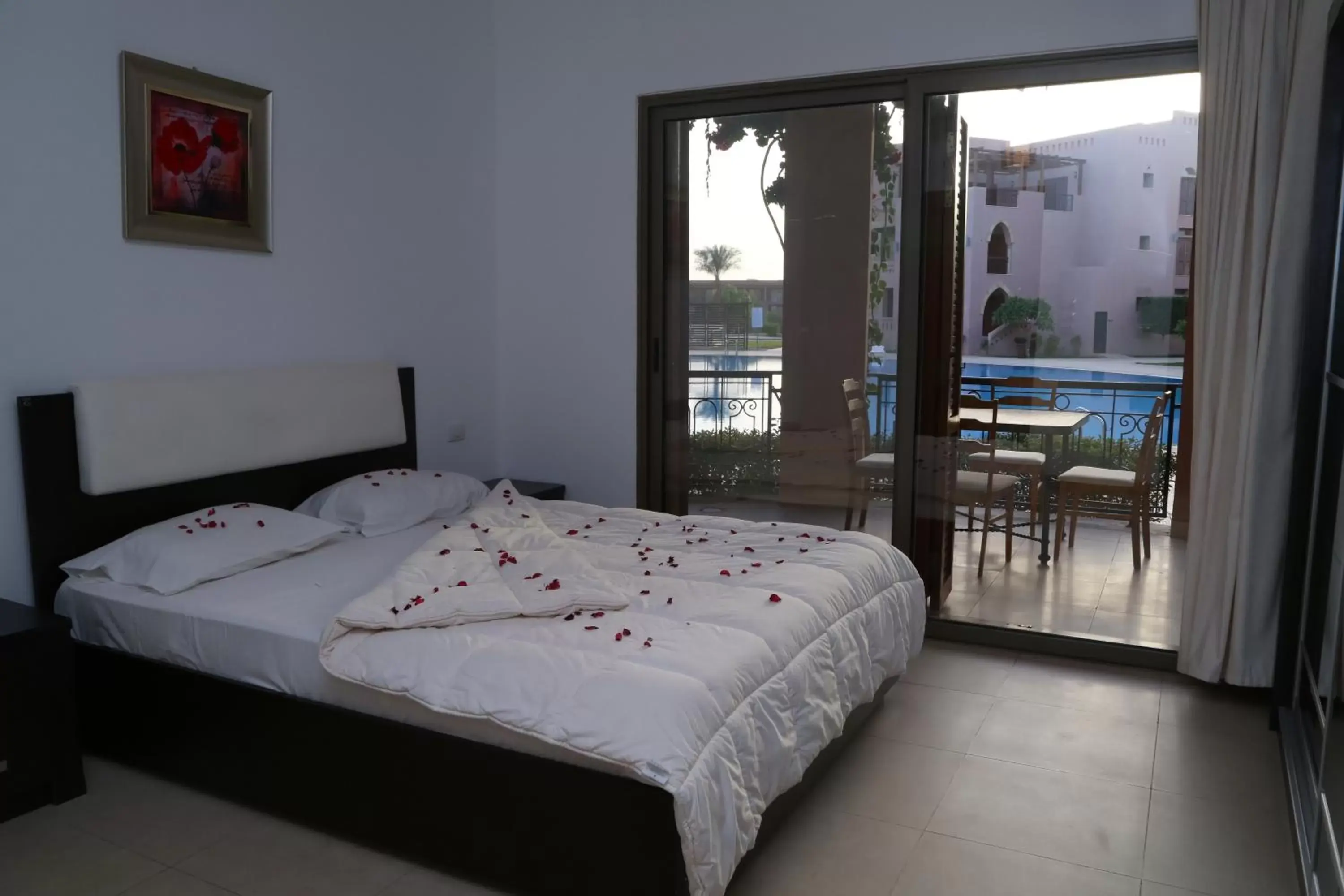 Spring, Bed in Tala Bay Residence