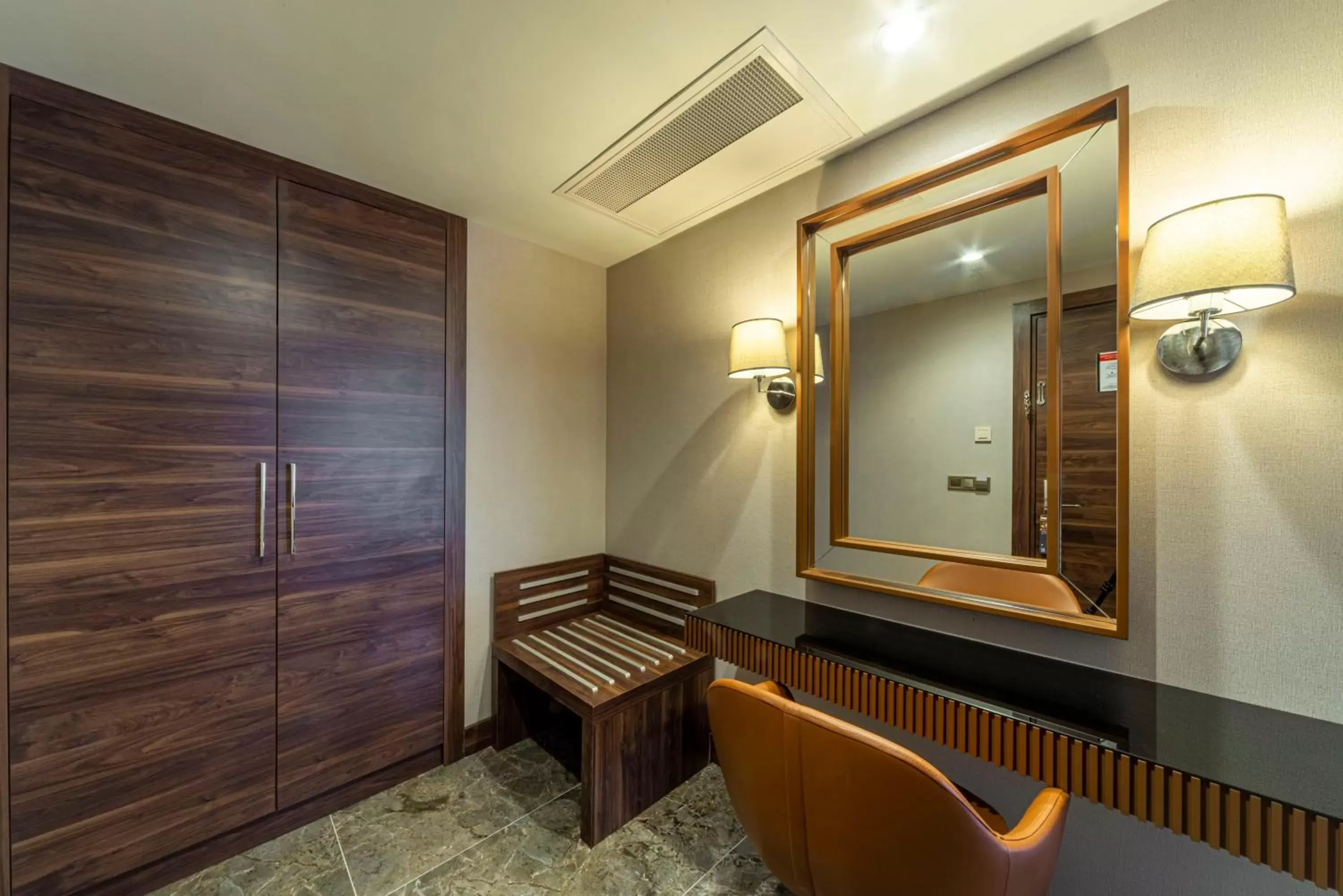 Massage, Bathroom in TRYP By Wyndham Istanbul Sisli Hotel