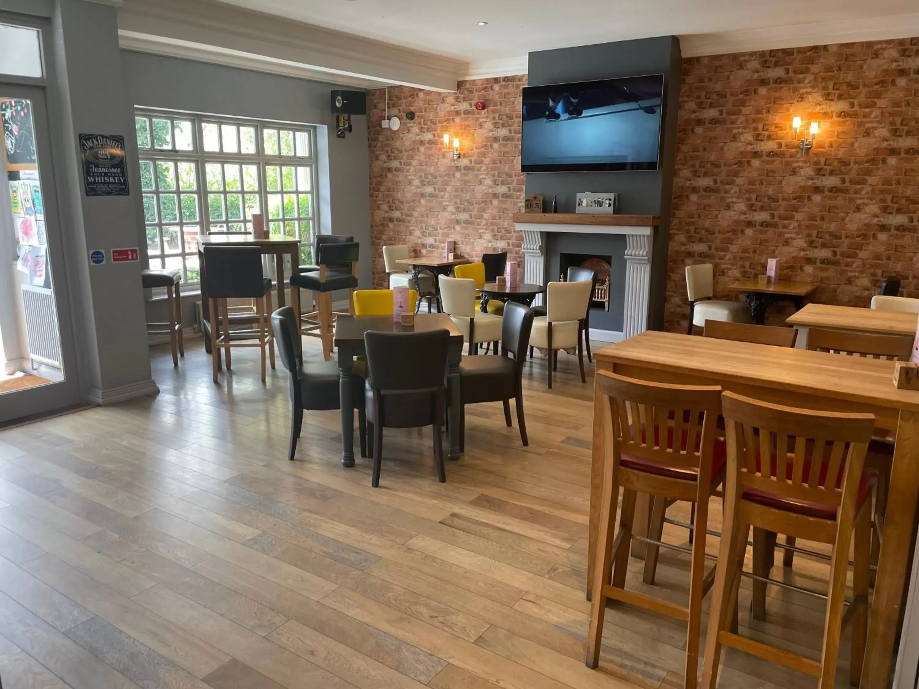 Lounge or bar, Restaurant/Places to Eat in Littleover Lodge Hotel