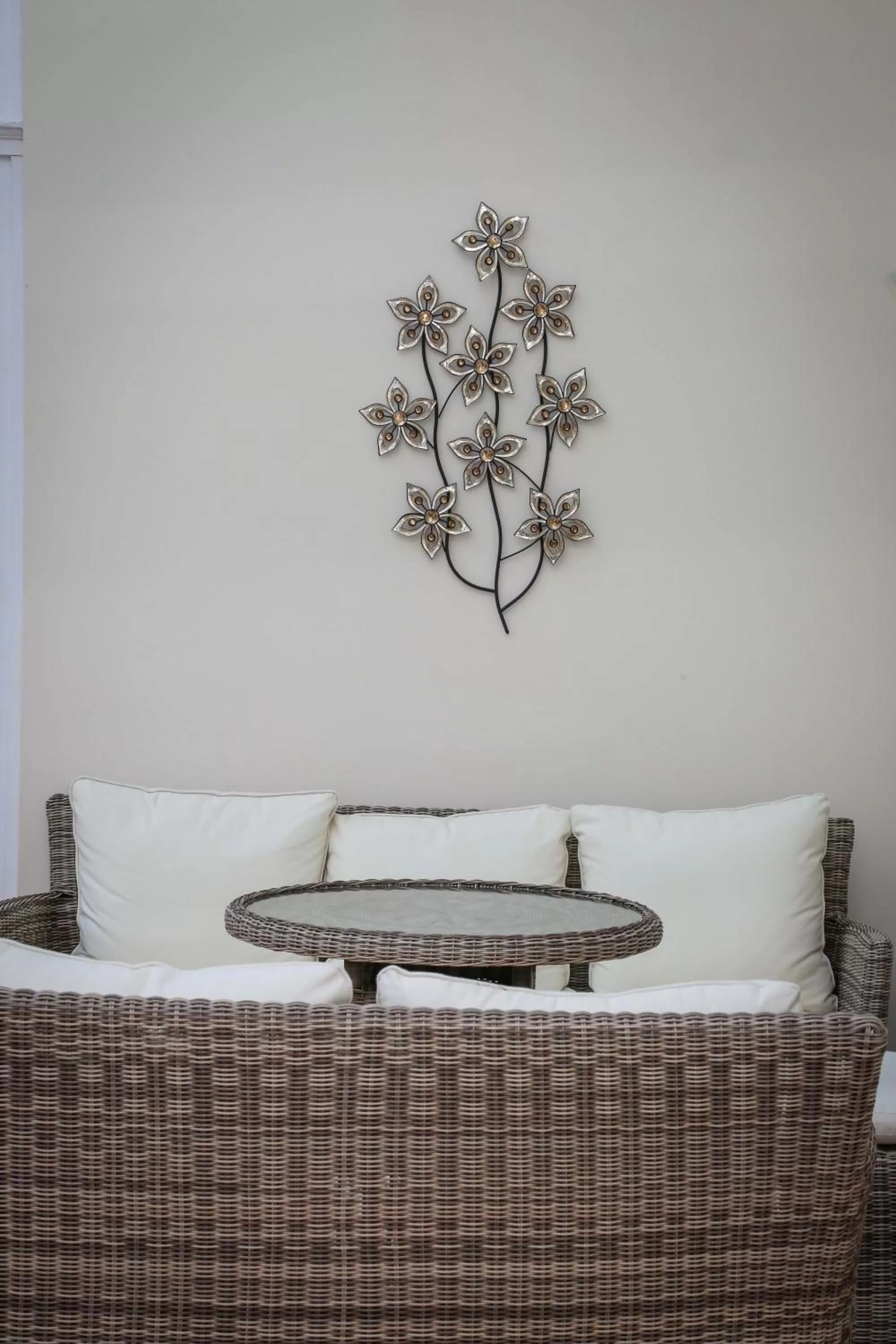 Lounge or bar, Bed in The Grove Hotel