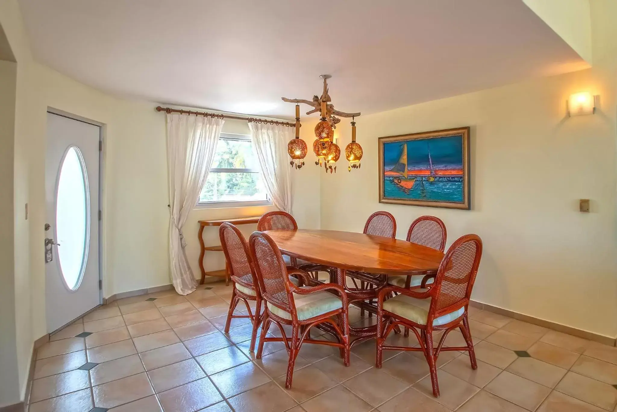 Dining Area in Velero Beach Resort