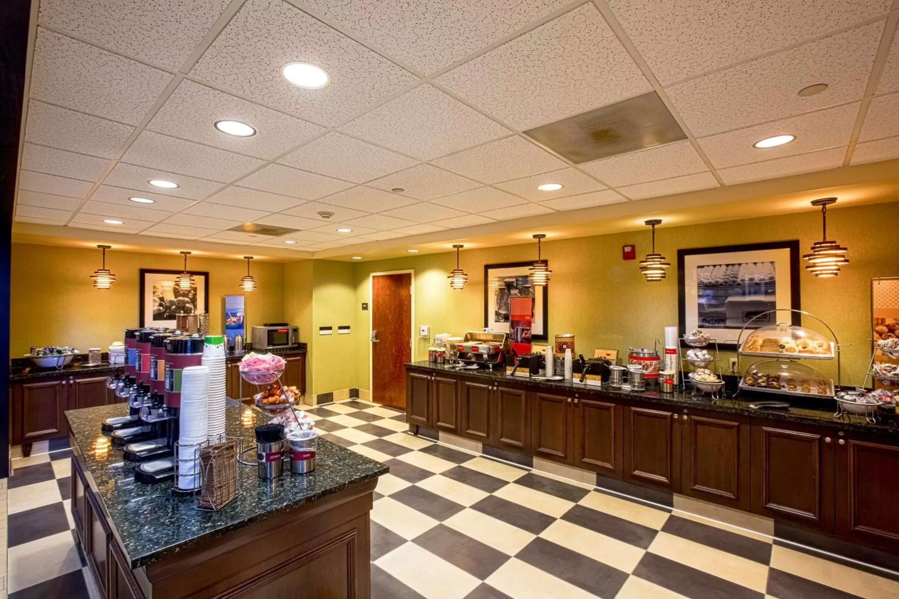 Breakfast, Restaurant/Places to Eat in Hampton Inn & Suites Sacramento-Elk Grove Laguna I-5