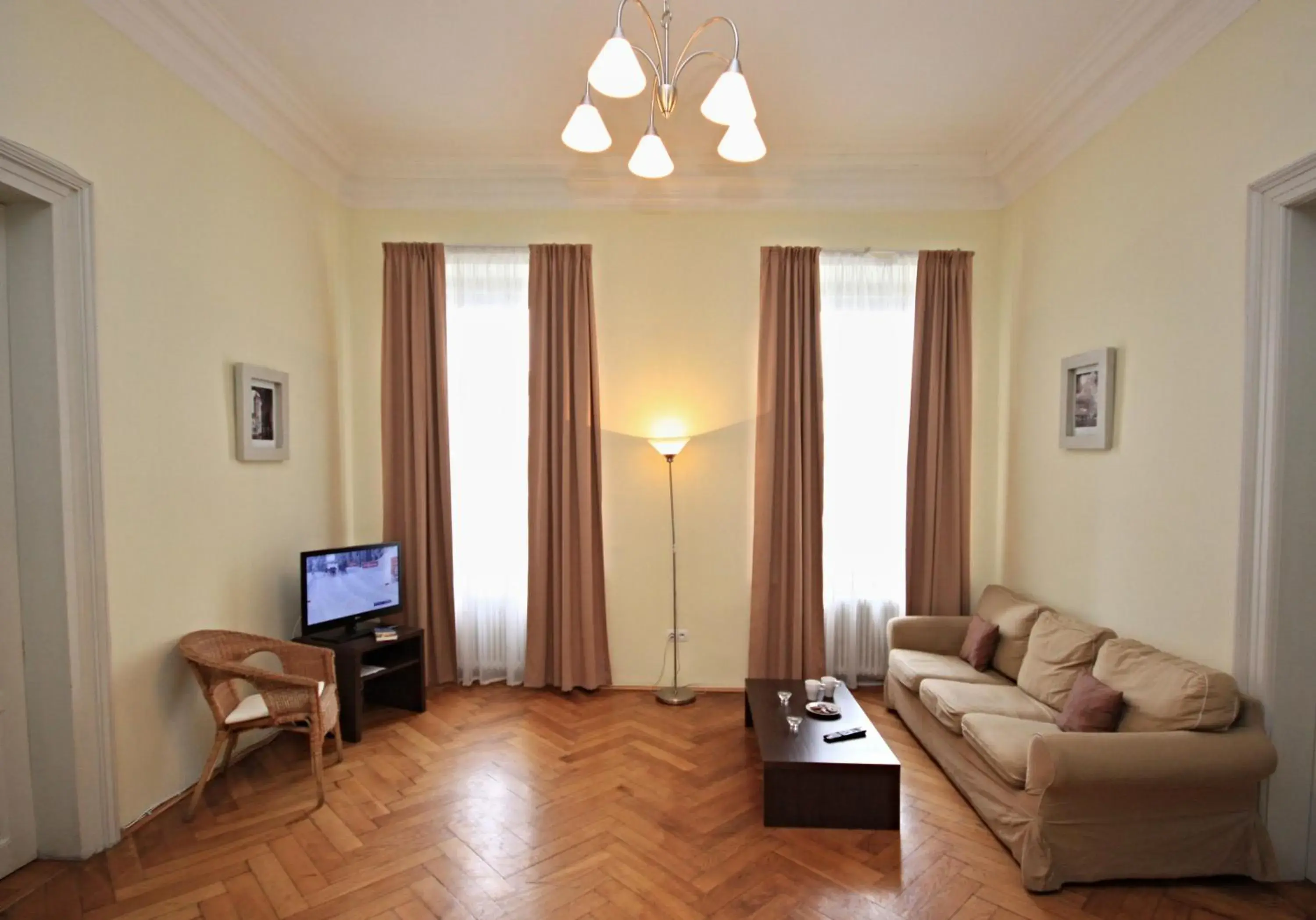 Photo of the whole room, Seating Area in River View Residence