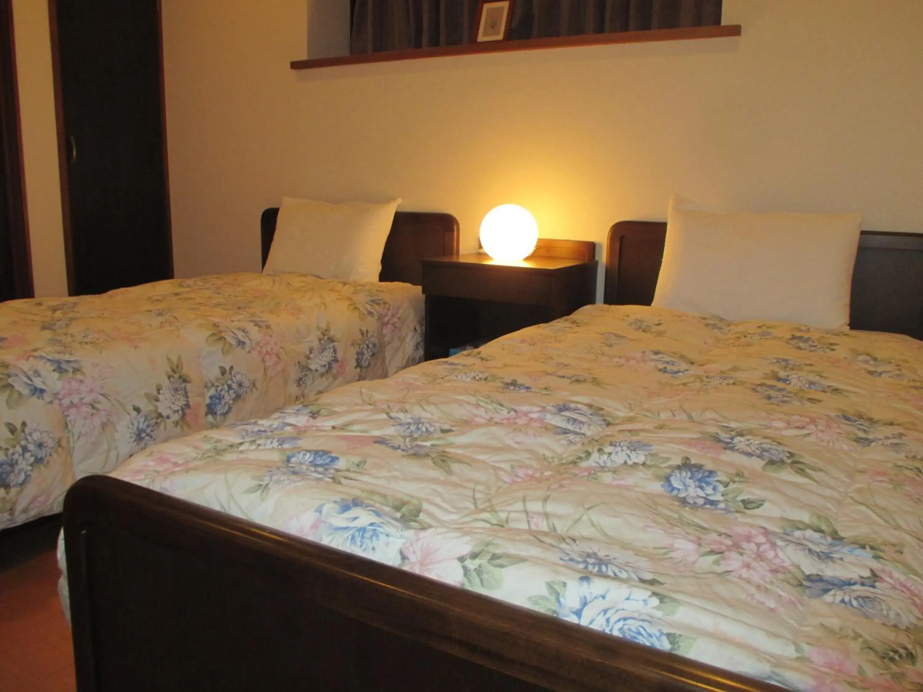 Photo of the whole room, Bed in Jemsty Inn Hakone Ashinoko Photo of the whole room, Bed in Jemsty Inn Hakone Ashinoko