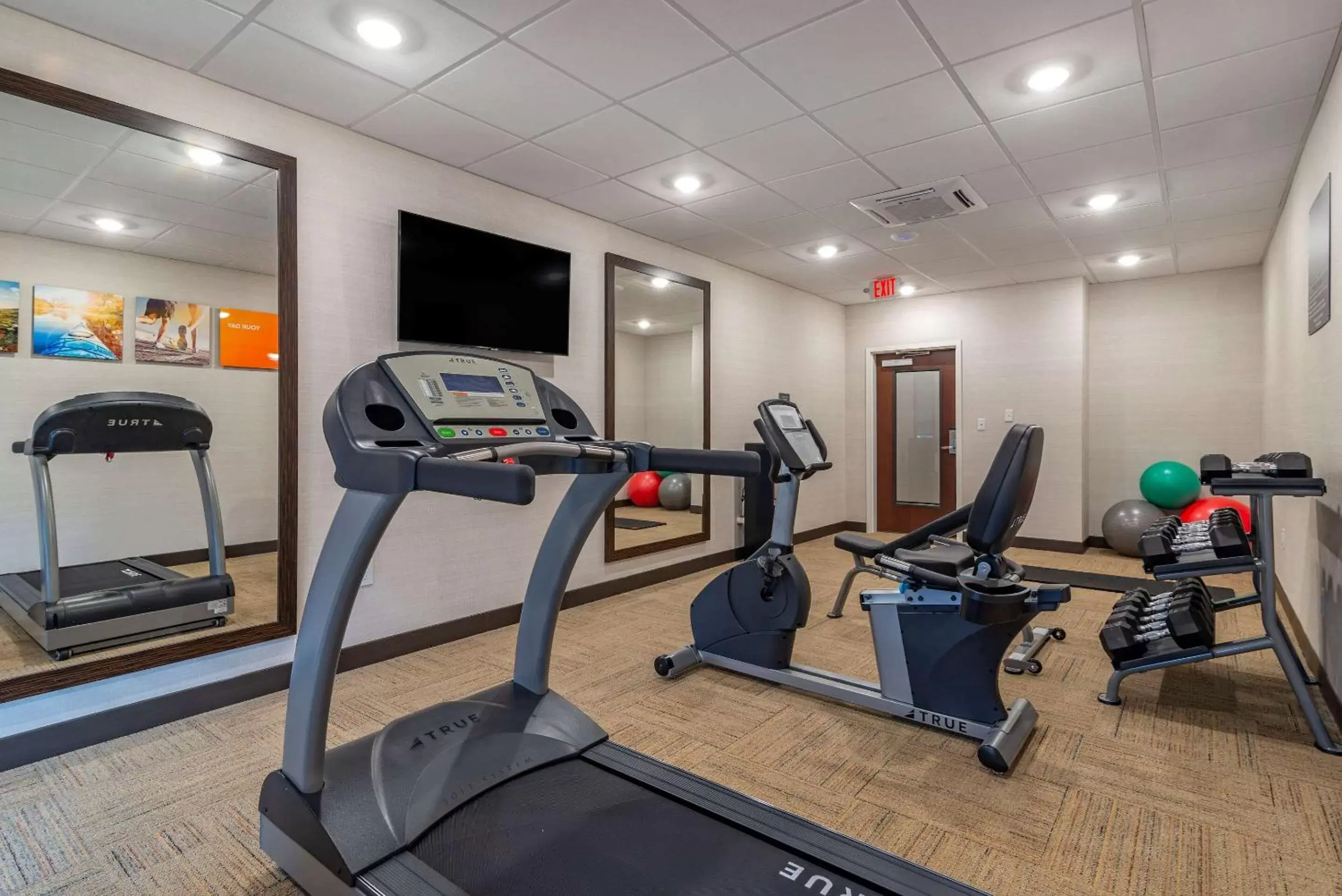 Activities, Fitness Center/Facilities in Comfort Suites